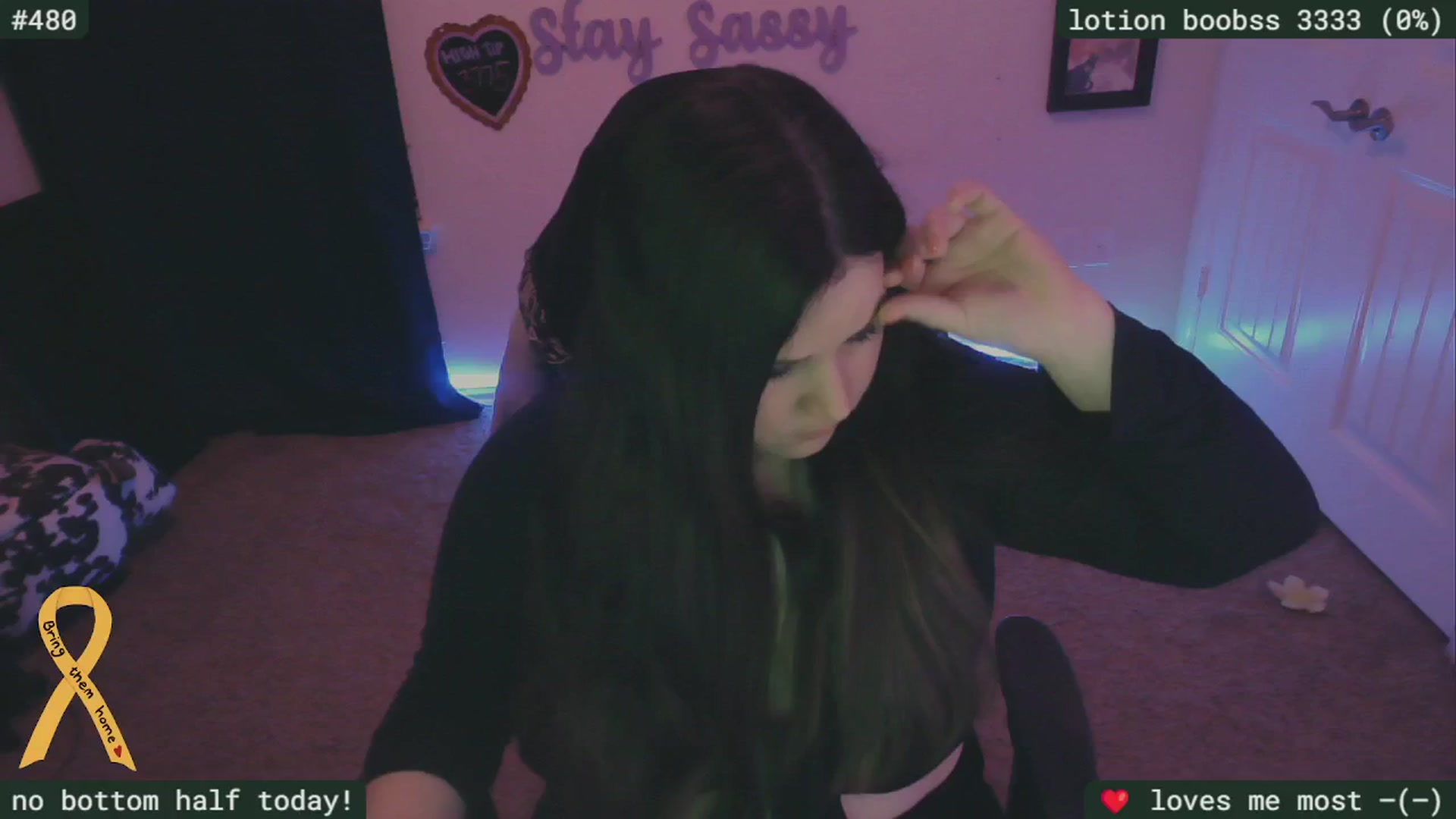 Gallery image thumbnail from SassySarah94's myfreecams stream on, 05/27/2024, 02:18 image 13 of 20