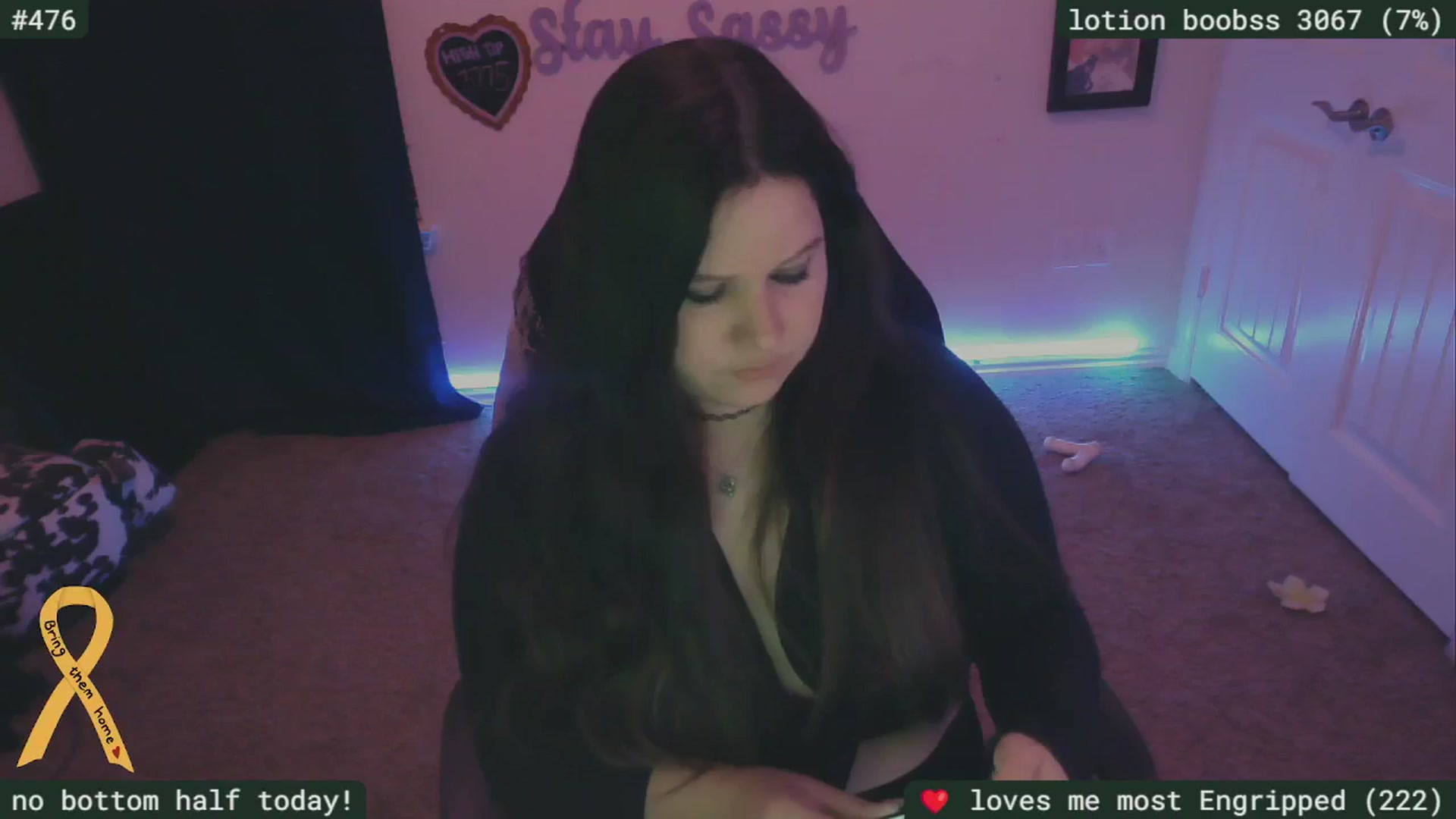 Gallery image thumbnail from SassySarah94's myfreecams stream on, 05/27/2024, 02:59 image 16 of 20