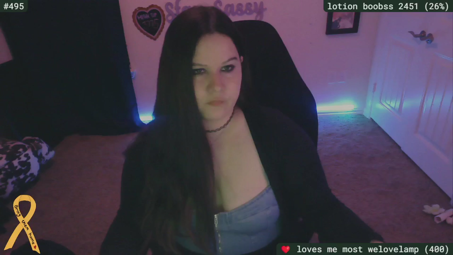 Gallery image thumbnail from SassySarah94's myfreecams stream on, 05/28/2024, 03:43 image 4 of 20