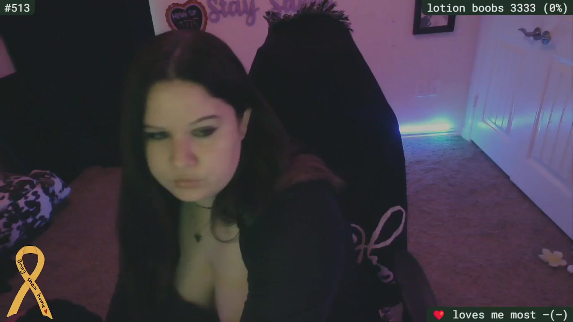 Gallery image thumbnail from SassySarah94's myfreecams stream on, 05/28/2024, 20:18 image 1 of 20