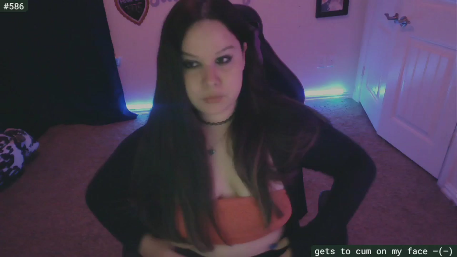 Gallery image thumbnail from SassySarah94's myfreecams stream on, 06/07/2024, 02:27 image 18 of 20