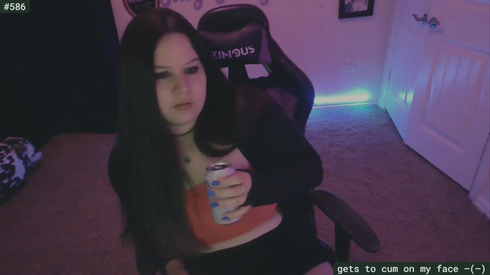 Gallery image thumbnail from SassySarah94's myfreecams stream on, 06/07/2024, 02:27 image 11 of 20