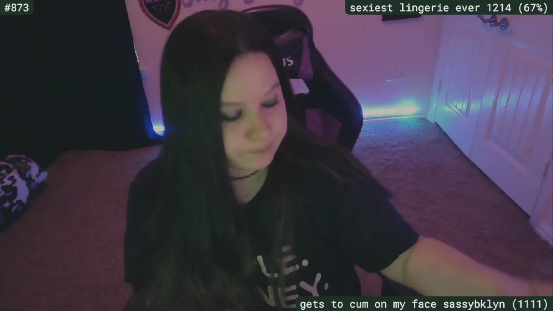Gallery image thumbnail from SassySarah94's myfreecams stream on, 06/12/2024, 01:49 image 10 of 20