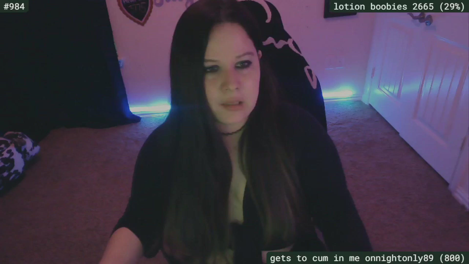 Gallery image thumbnail from SassySarah94's myfreecams stream on, 06/16/2024, 02:06 image 13 of 20