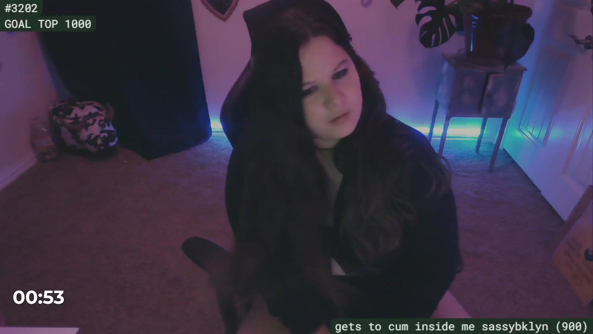 Gallery image thumbnail from SassySarah94's myfreecams stream on, 08/23/2024, 03:43 image 9 of 20