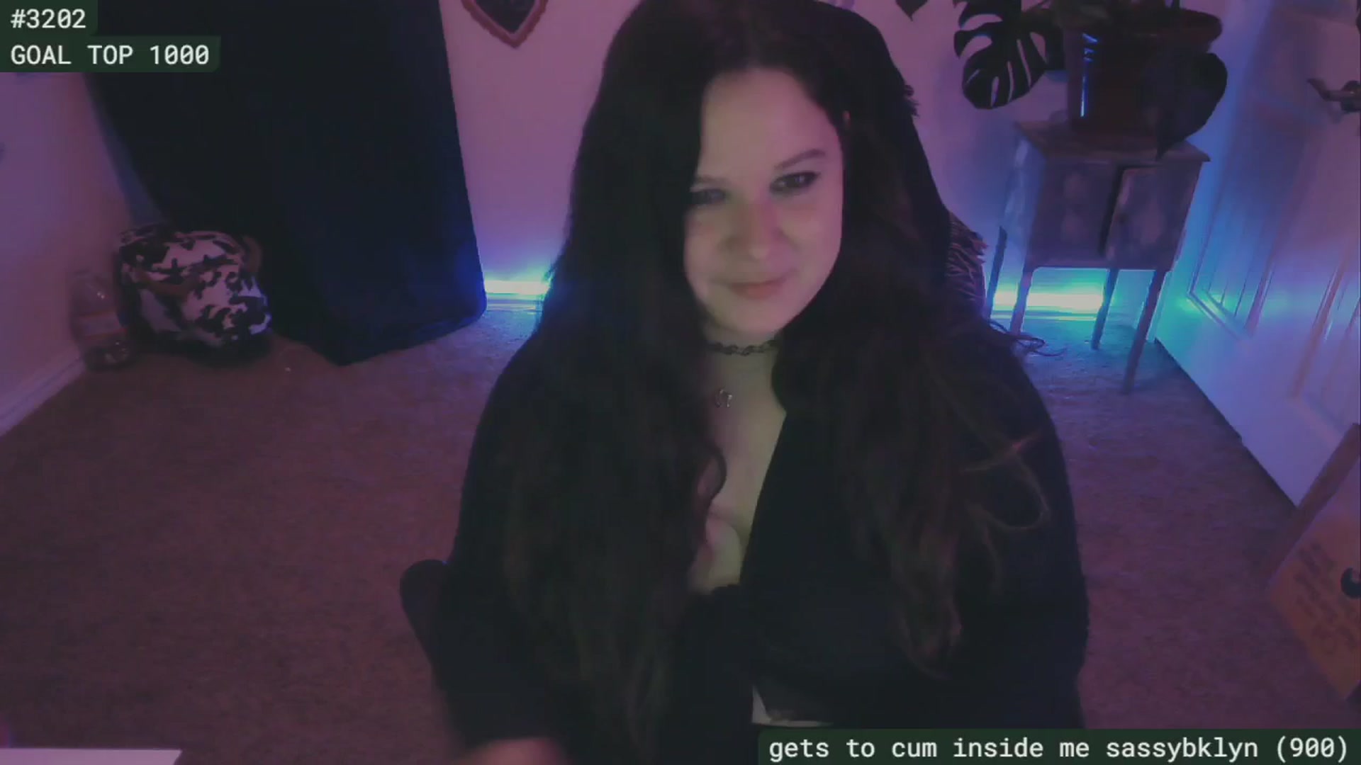 Gallery image thumbnail from SassySarah94's myfreecams stream on, 08/23/2024, 03:43 image 6 of 20