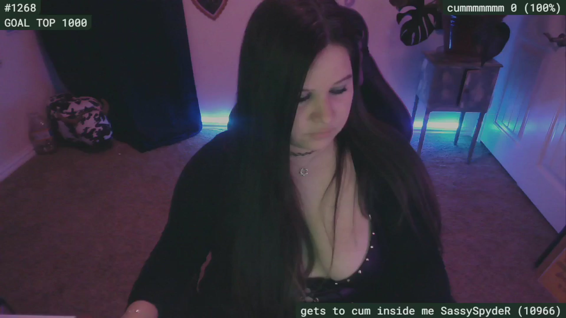 Gallery image thumbnail from SassySarah94's myfreecams stream on, 08/26/2024, 05:18 image 2 of 20