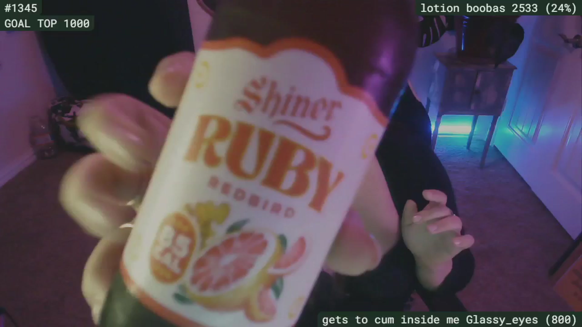 Gallery image thumbnail from SassySarah94's myfreecams stream on, 08/28/2024, 02:05 image 3 of 20
