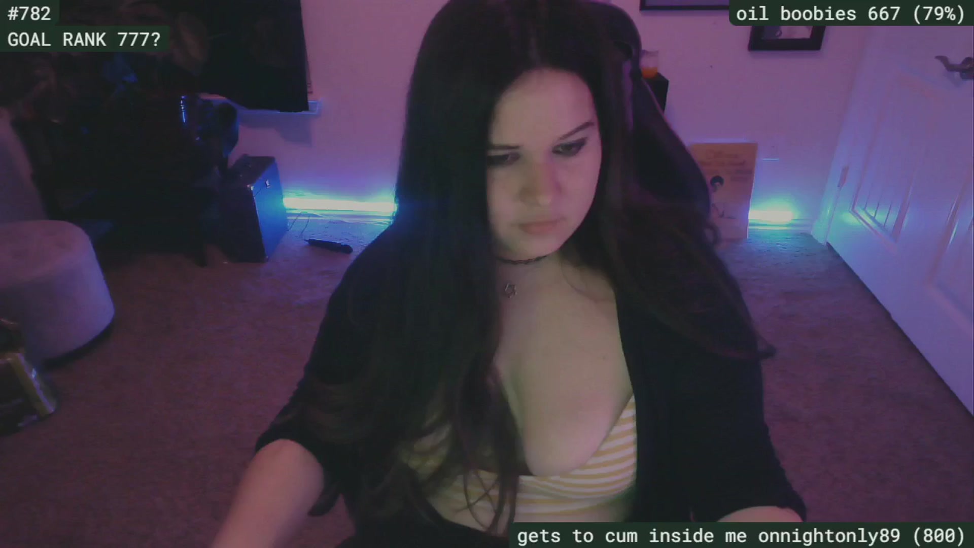 Gallery image thumbnail from SassySarah94's myfreecams stream on, 08/29/2024, 04:18 image 14 of 20