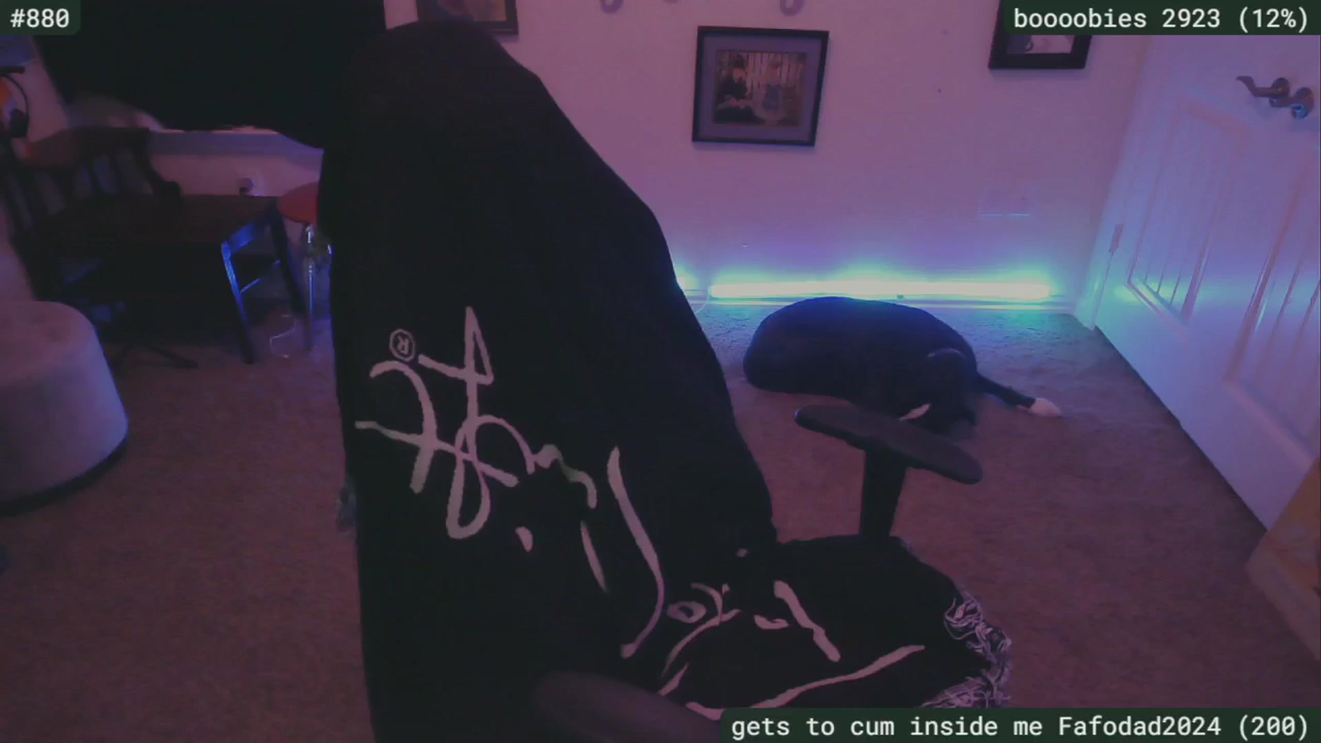 Gallery image thumbnail from SassySarah94's myfreecams stream on, 09/10/2024, 02:54 image 7 of 20