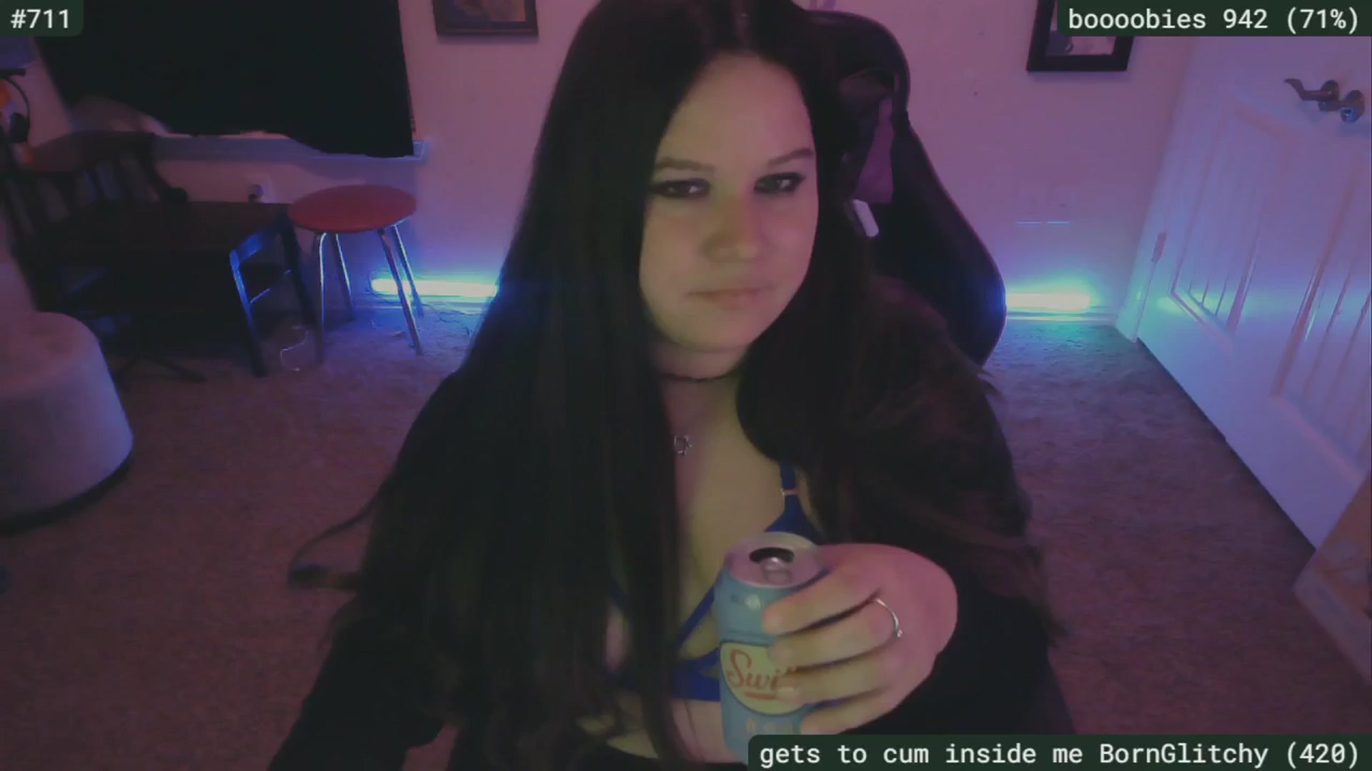 Gallery image thumbnail from SassySarah94's myfreecams stream on, 09/10/2024, 03:28 image 19 of 20