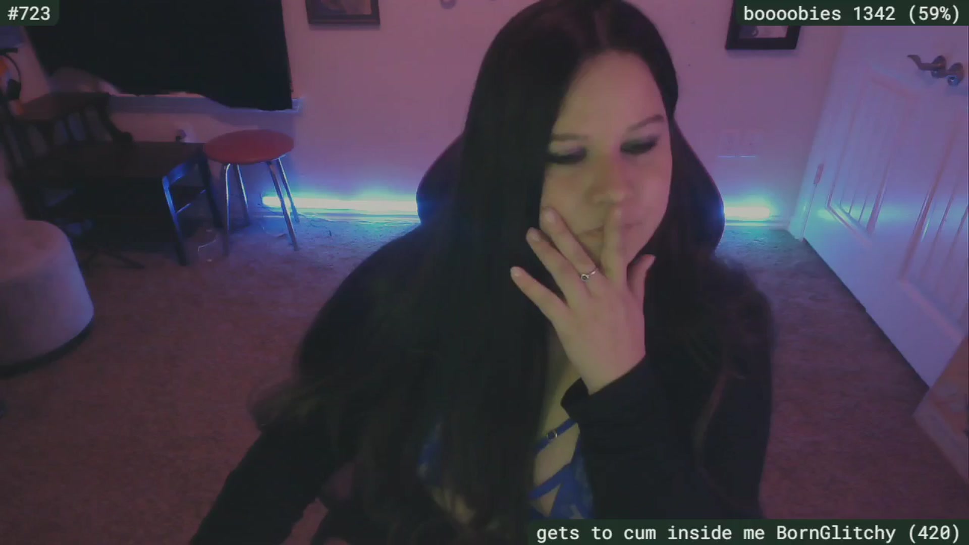 Gallery image thumbnail from SassySarah94's myfreecams stream on, 09/10/2024, 03:28 image 2 of 20