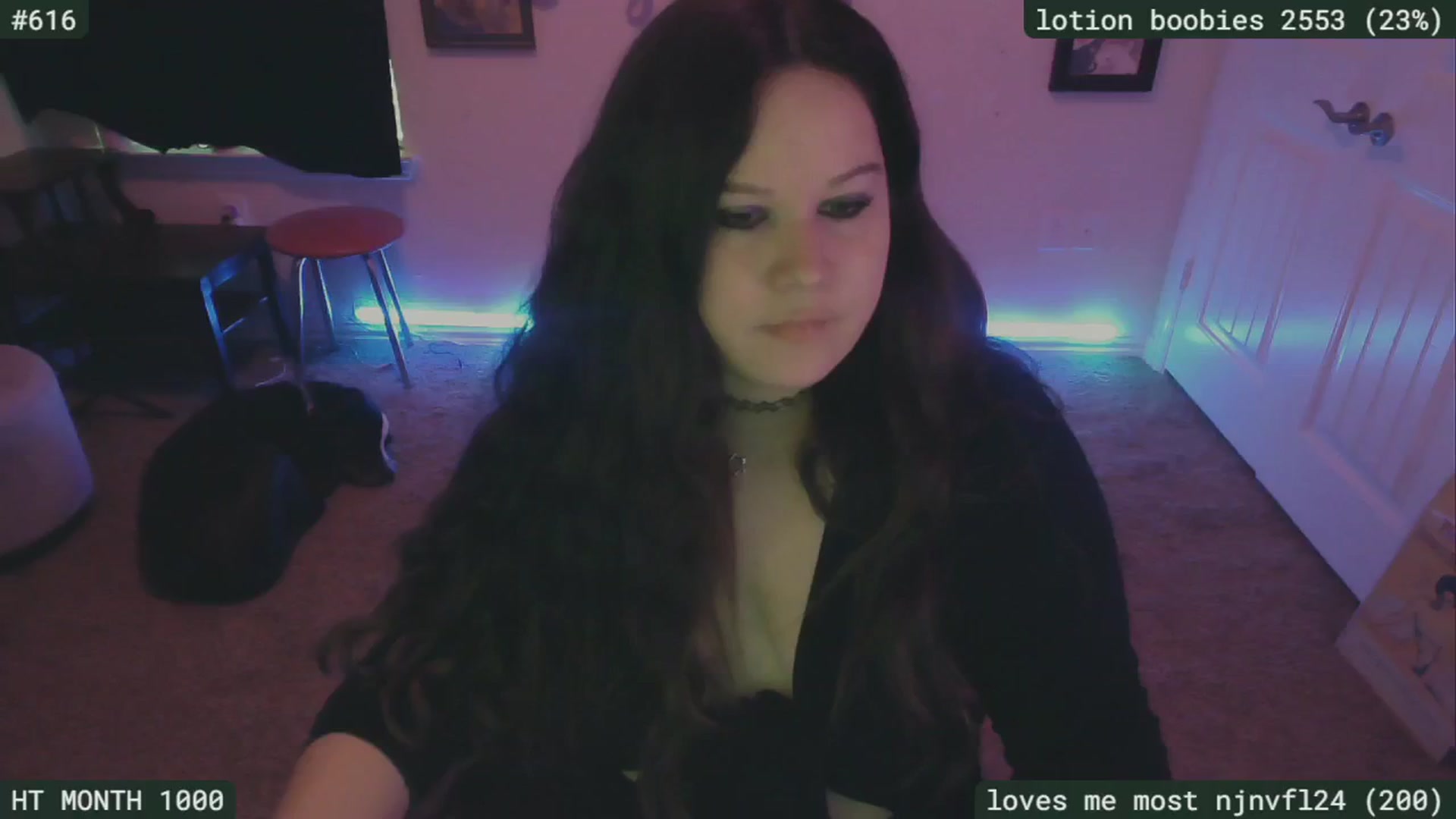 Gallery image thumbnail from SassySarah94's myfreecams stream on, 09/10/2024, 20:54 image 18 of 20