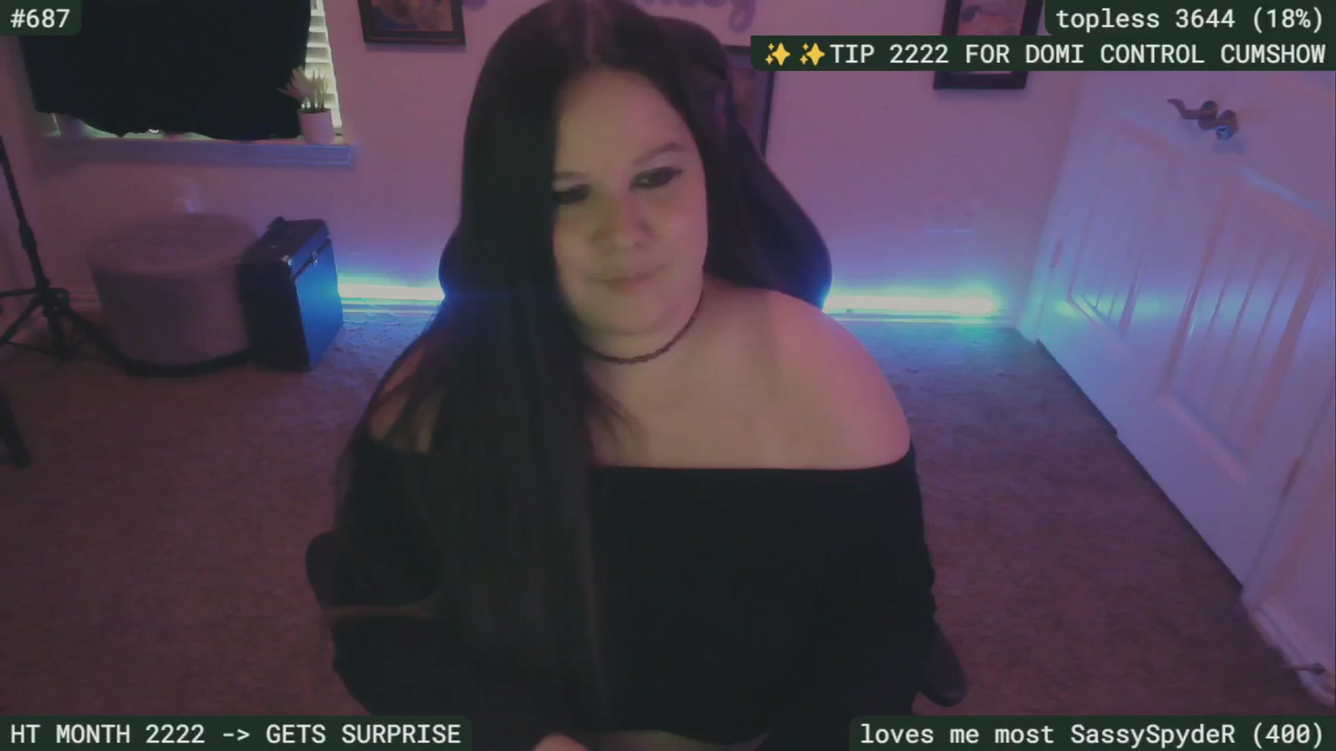 Gallery image thumbnail from SassySarah94's myfreecams stream on, 09/17/2024, 05:47 image 11 of 20