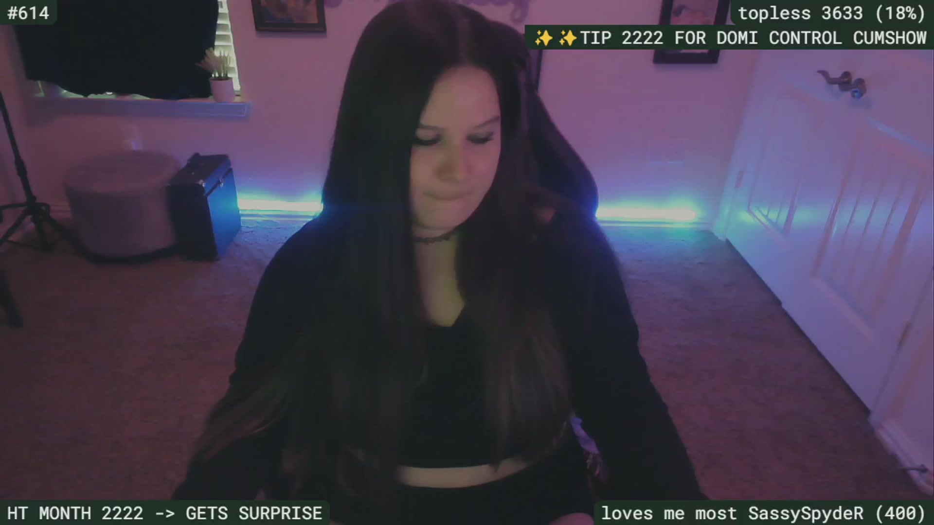 Gallery image thumbnail from SassySarah94's myfreecams stream on, 09/17/2024, 05:44 image 16 of 20