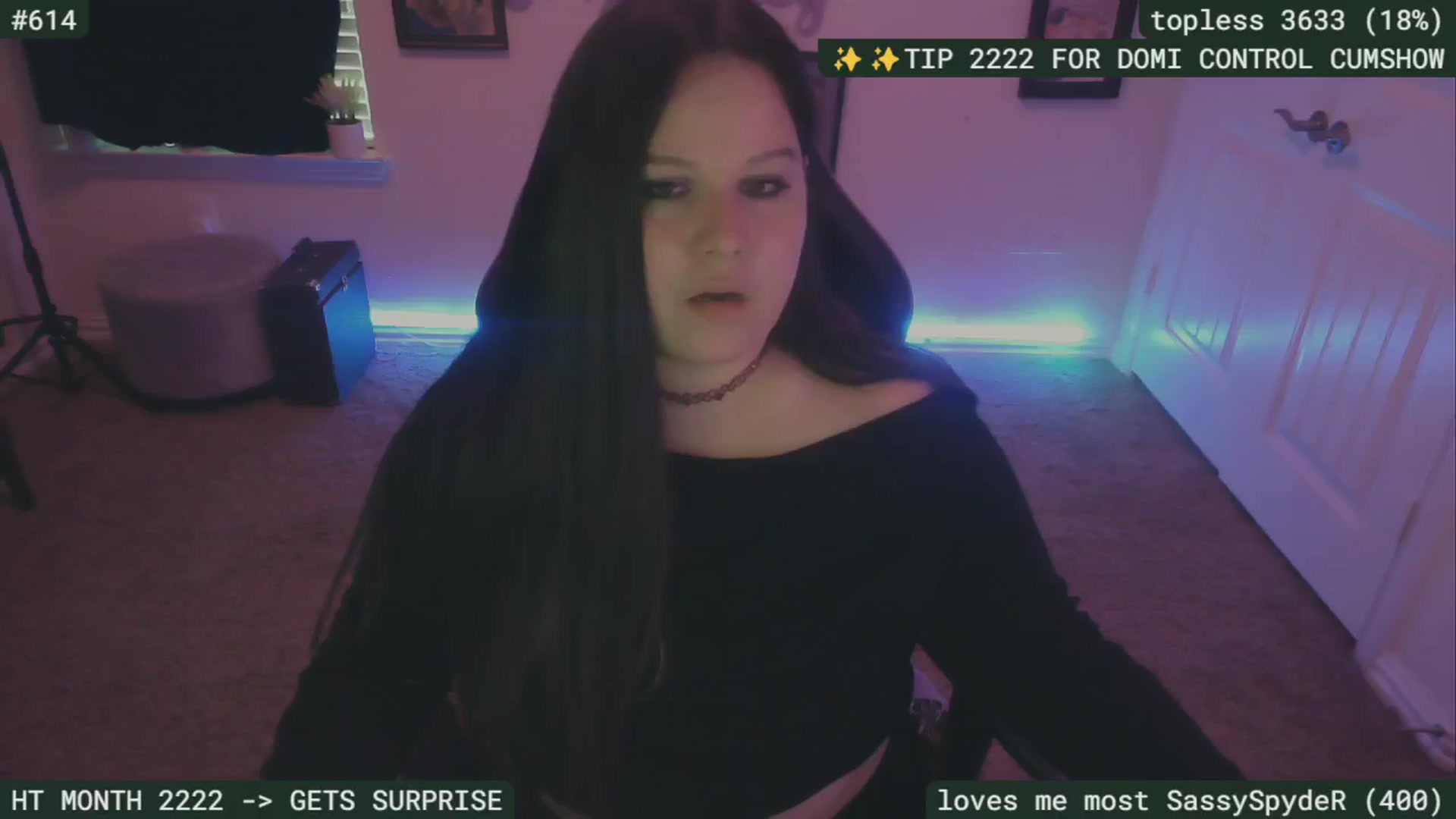 Gallery image thumbnail from SassySarah94's myfreecams stream on, 09/17/2024, 05:44 image 10 of 20
