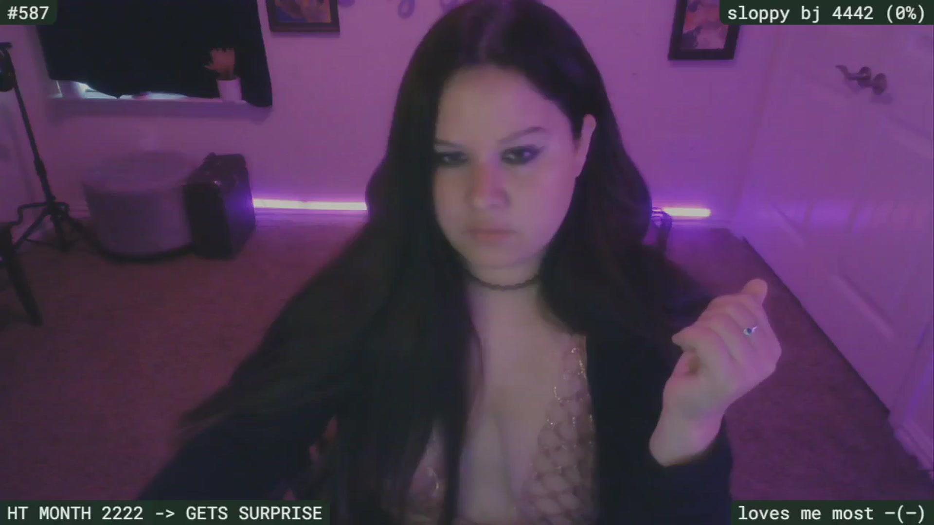 Gallery image thumbnail from SassySarah94's myfreecams stream on, 09/17/2024, 21:31 image 13 of 20