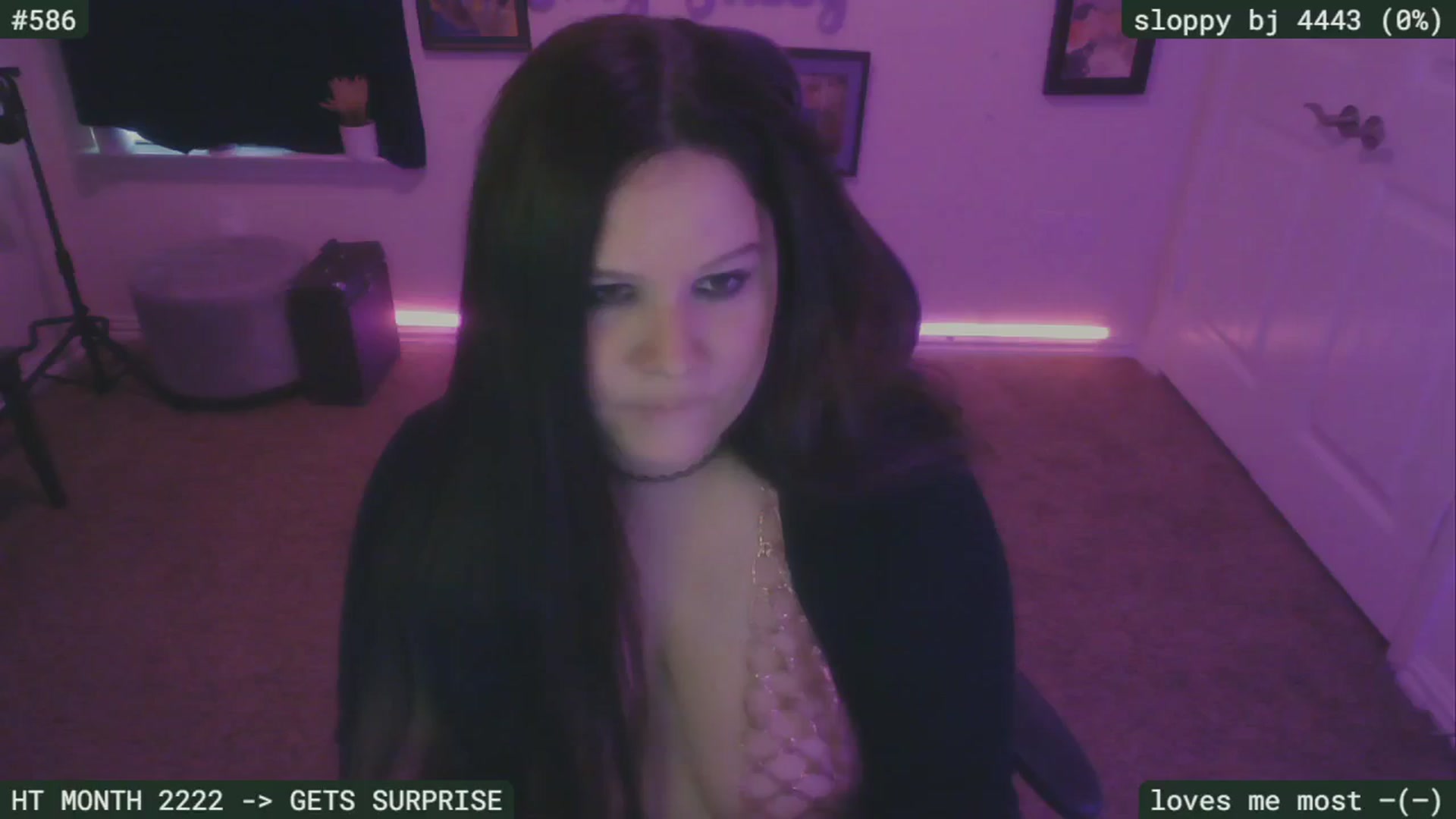 Gallery image thumbnail from SassySarah94's myfreecams stream on, 09/17/2024, 21:31 image 6 of 20
