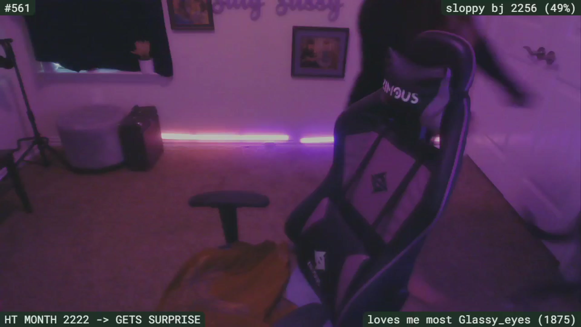 Gallery image thumbnail from SassySarah94's myfreecams stream on, 09/17/2024, 22:47 image 14 of 20
