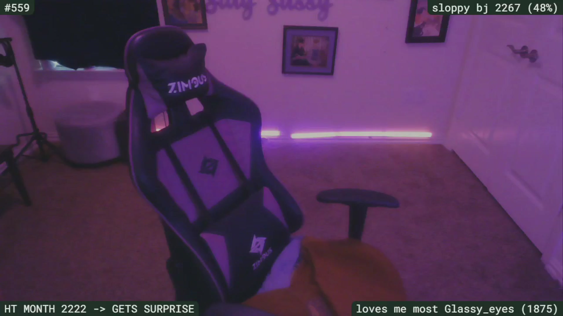 Gallery image thumbnail from SassySarah94's myfreecams stream on, 09/17/2024, 22:47 image 4 of 20