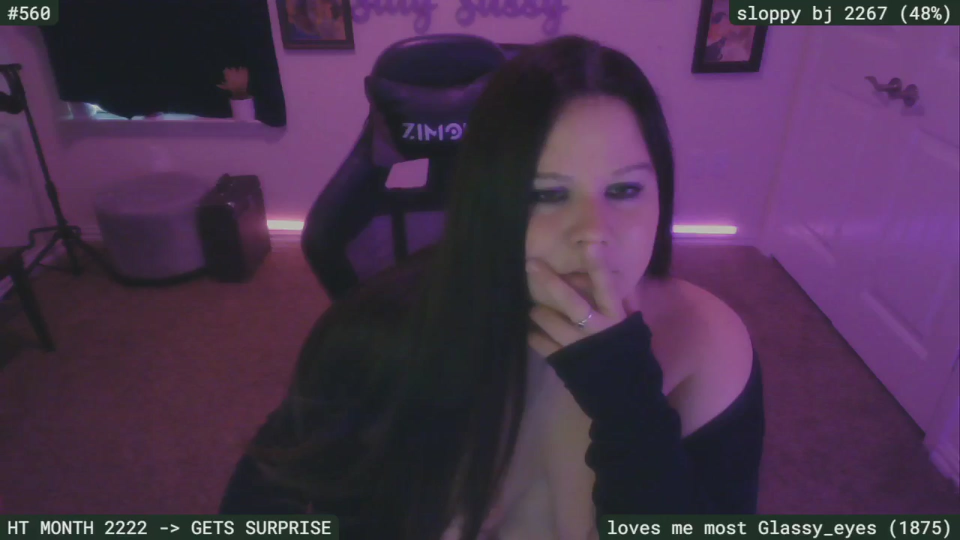 Gallery image thumbnail from SassySarah94's myfreecams stream on, 09/17/2024, 22:47 image 6 of 20