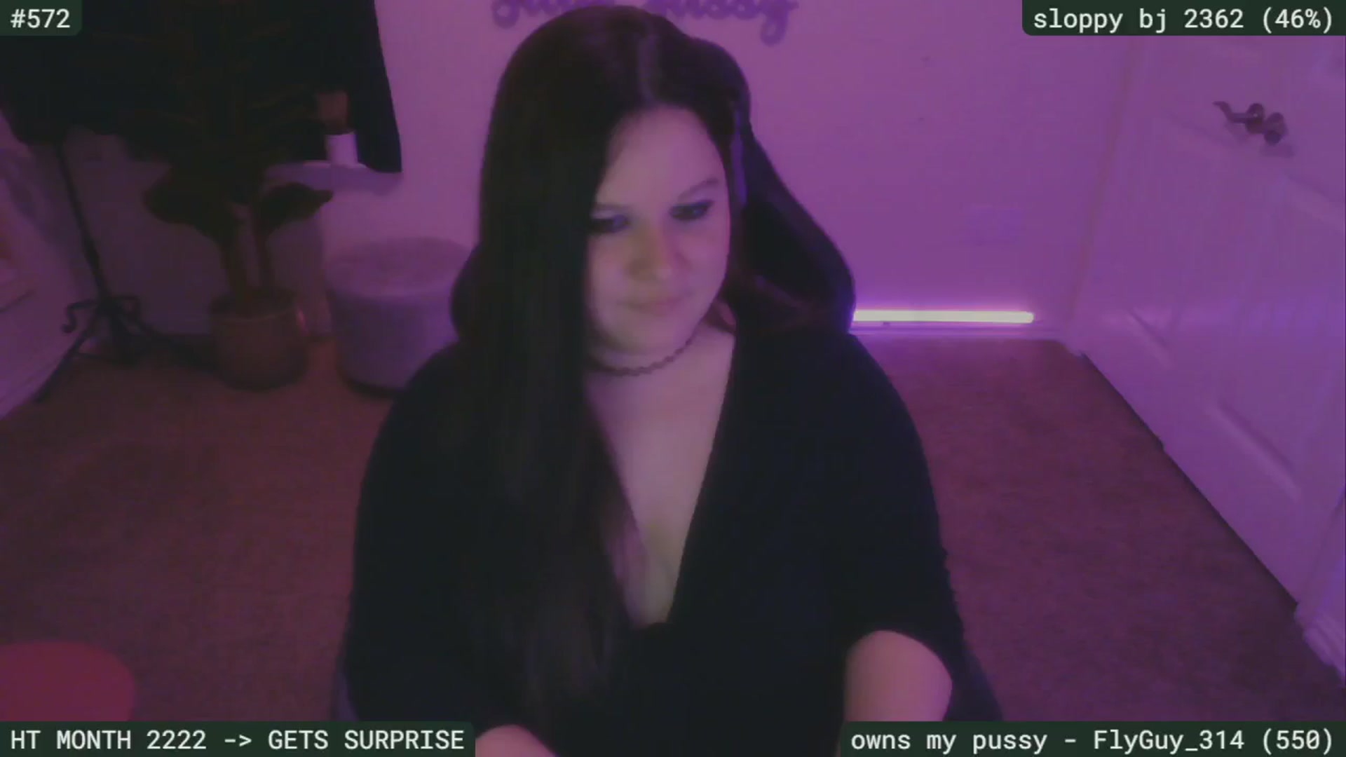Gallery image thumbnail from SassySarah94's myfreecams stream on, 09/19/2024, 04:33 image 12 of 20