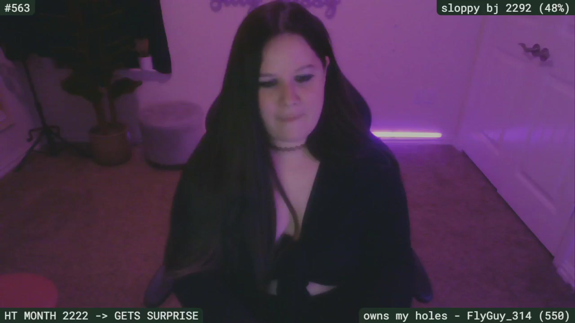 Gallery image thumbnail from SassySarah94's myfreecams stream on, 09/19/2024, 04:33 image 16 of 20