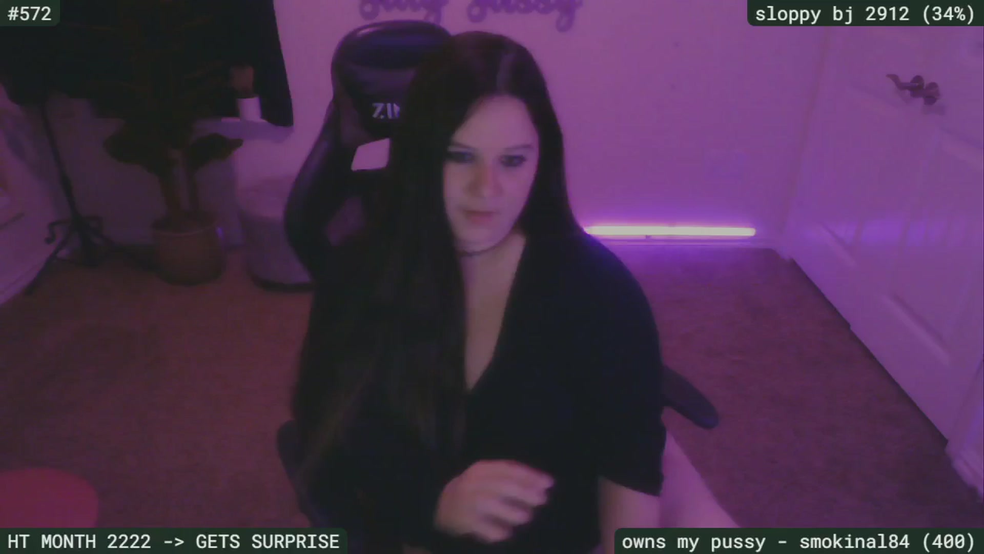 Gallery image thumbnail from SassySarah94's myfreecams stream on, 09/19/2024, 04:33 image 11 of 20