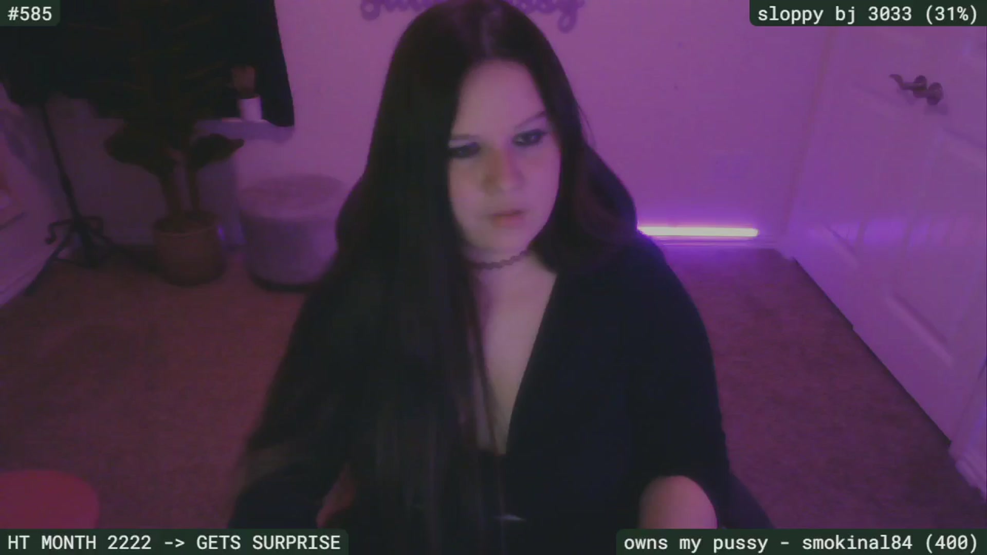 Gallery image thumbnail from SassySarah94's myfreecams stream on, 09/19/2024, 04:33 image 1 of 20