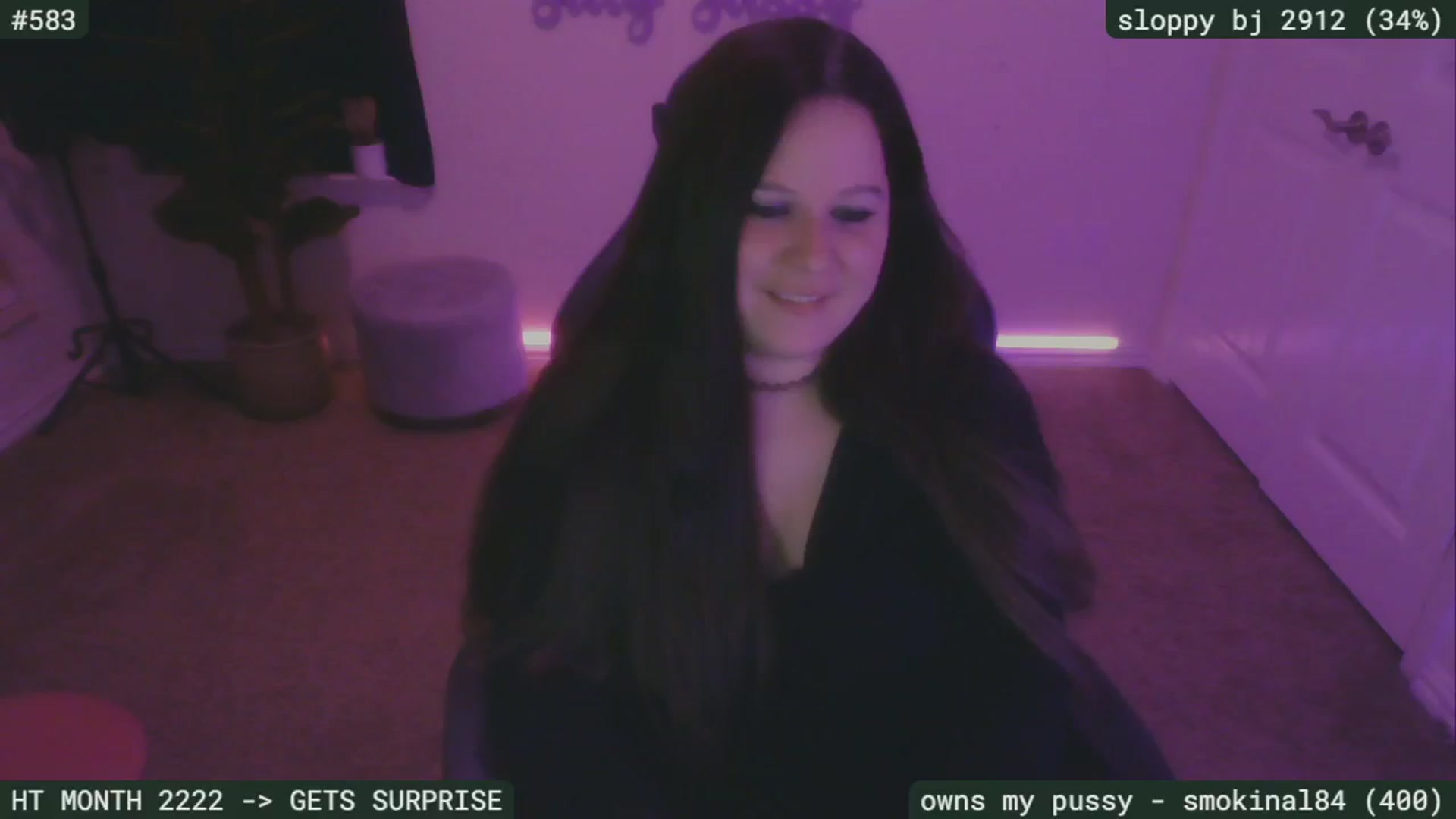 Gallery image thumbnail from SassySarah94's myfreecams stream on, 09/19/2024, 04:33 image 10 of 20