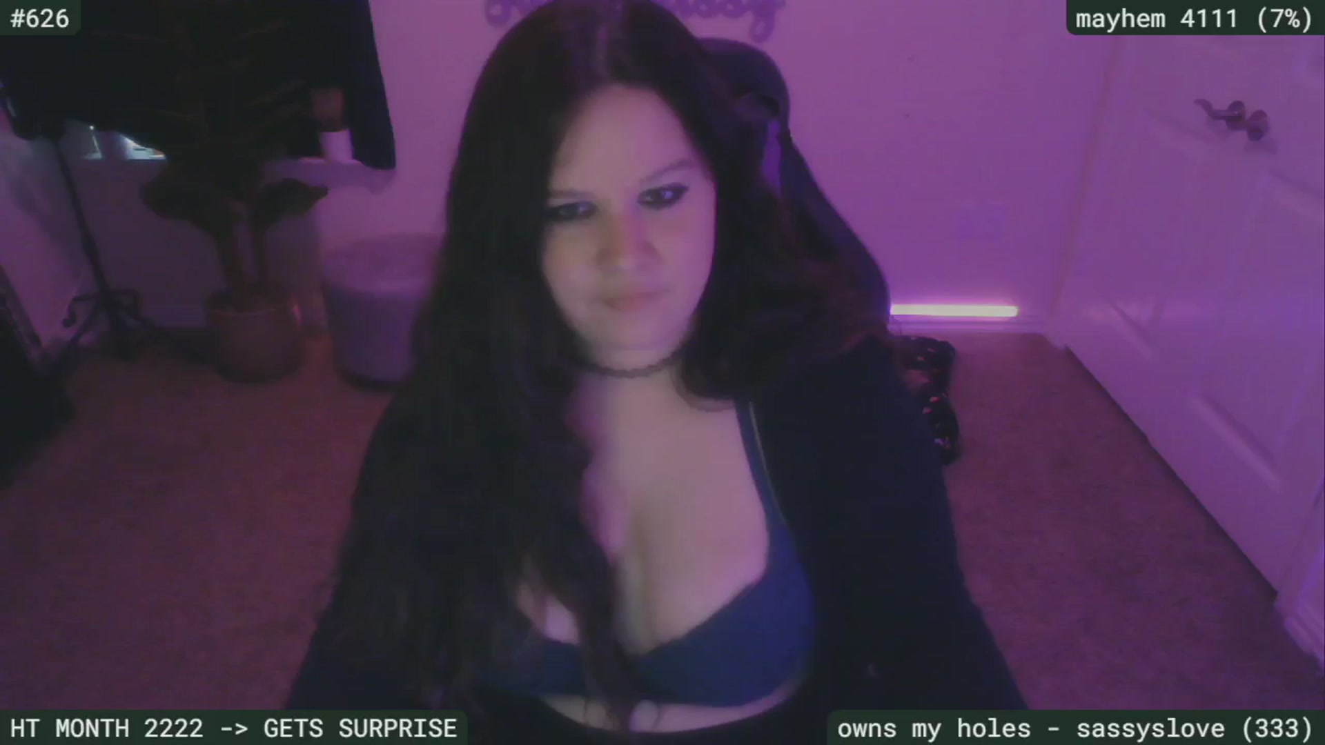 Gallery image thumbnail from SassySarah94's myfreecams stream on, 09/20/2024, 19:39 image 9 of 20
