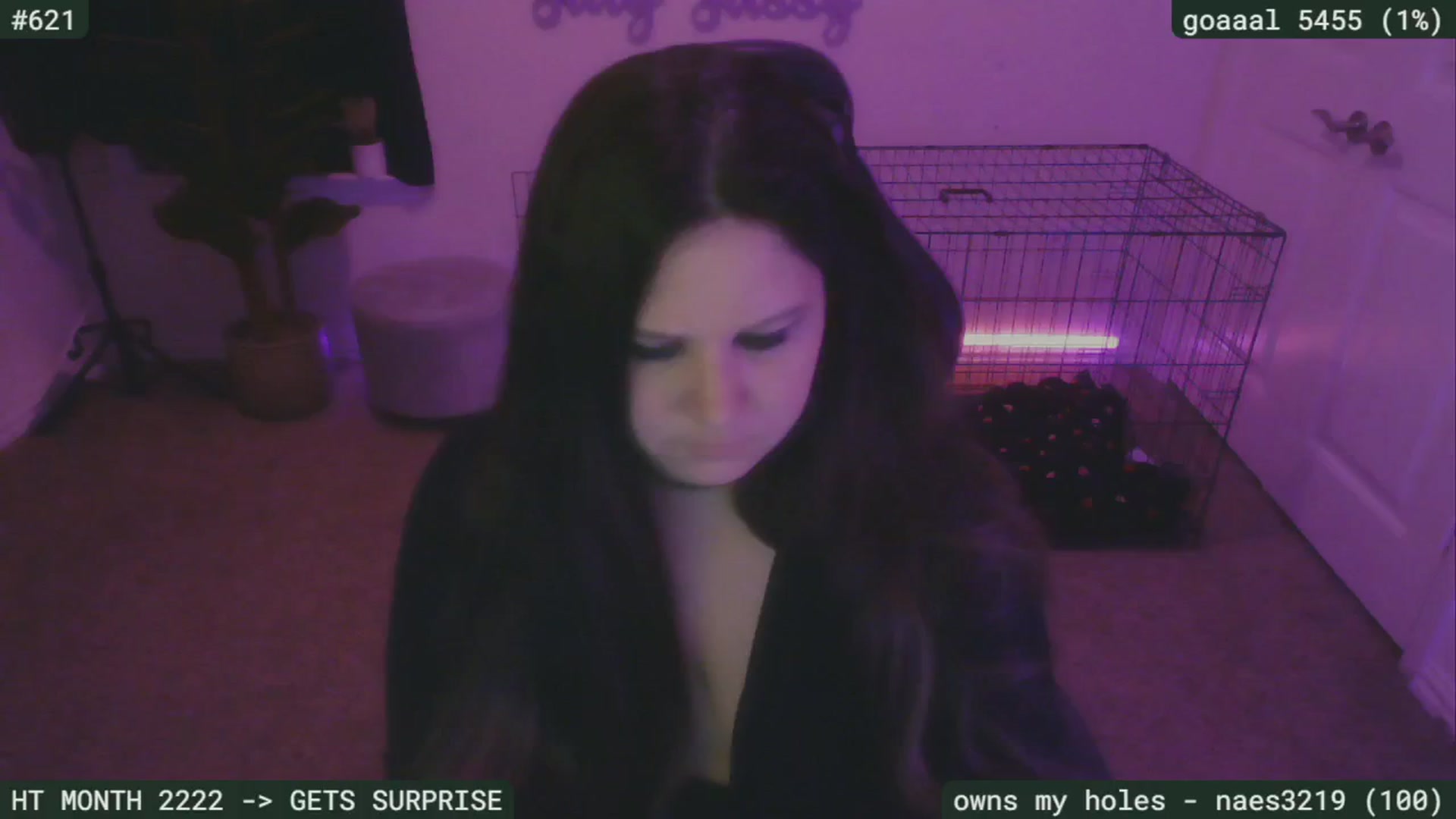 Gallery image thumbnail from SassySarah94's myfreecams stream on, 09/22/2024, 04:24 image 10 of 20