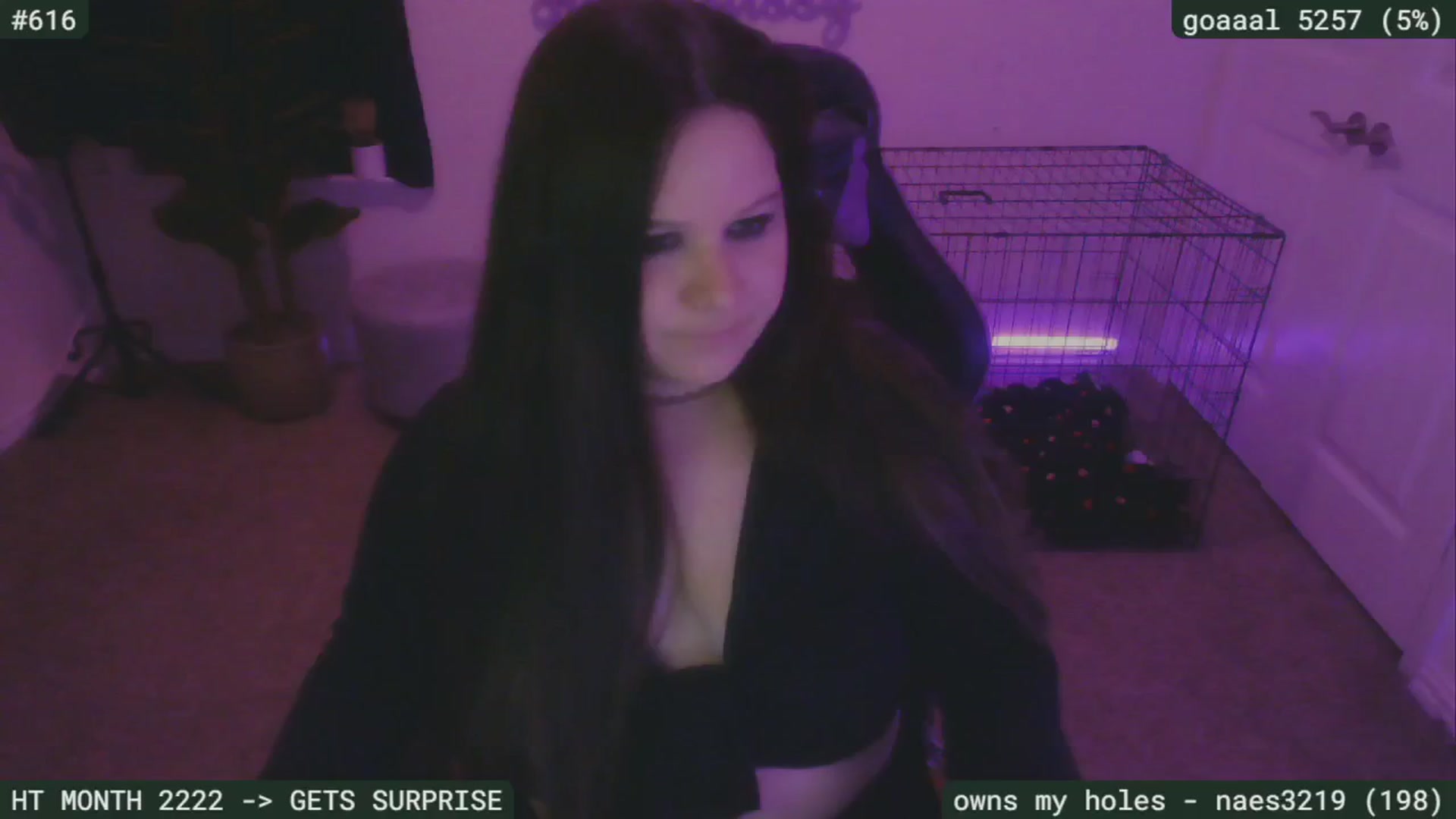 Gallery image thumbnail from SassySarah94's myfreecams stream on, 09/22/2024, 04:24 image 13 of 20