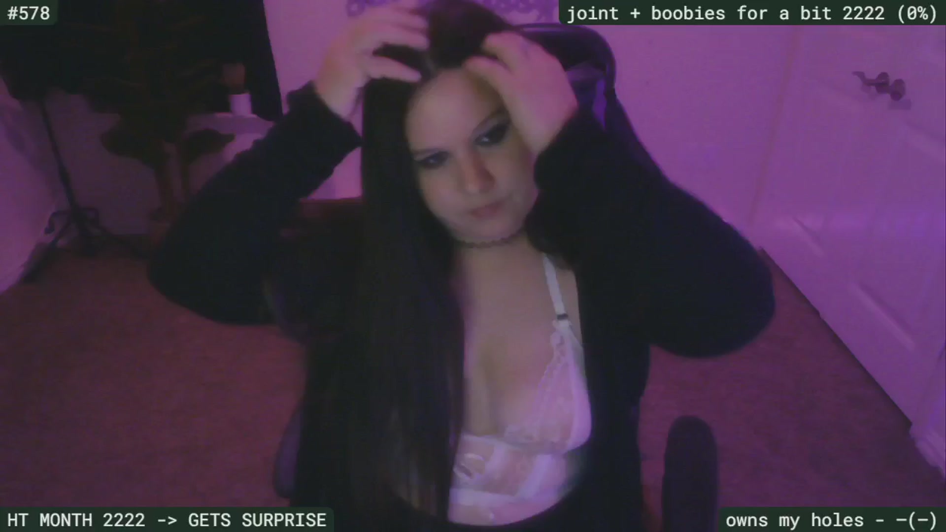 Gallery image thumbnail from SassySarah94's myfreecams stream on, 09/23/2024, 02:00 image 2 of 20