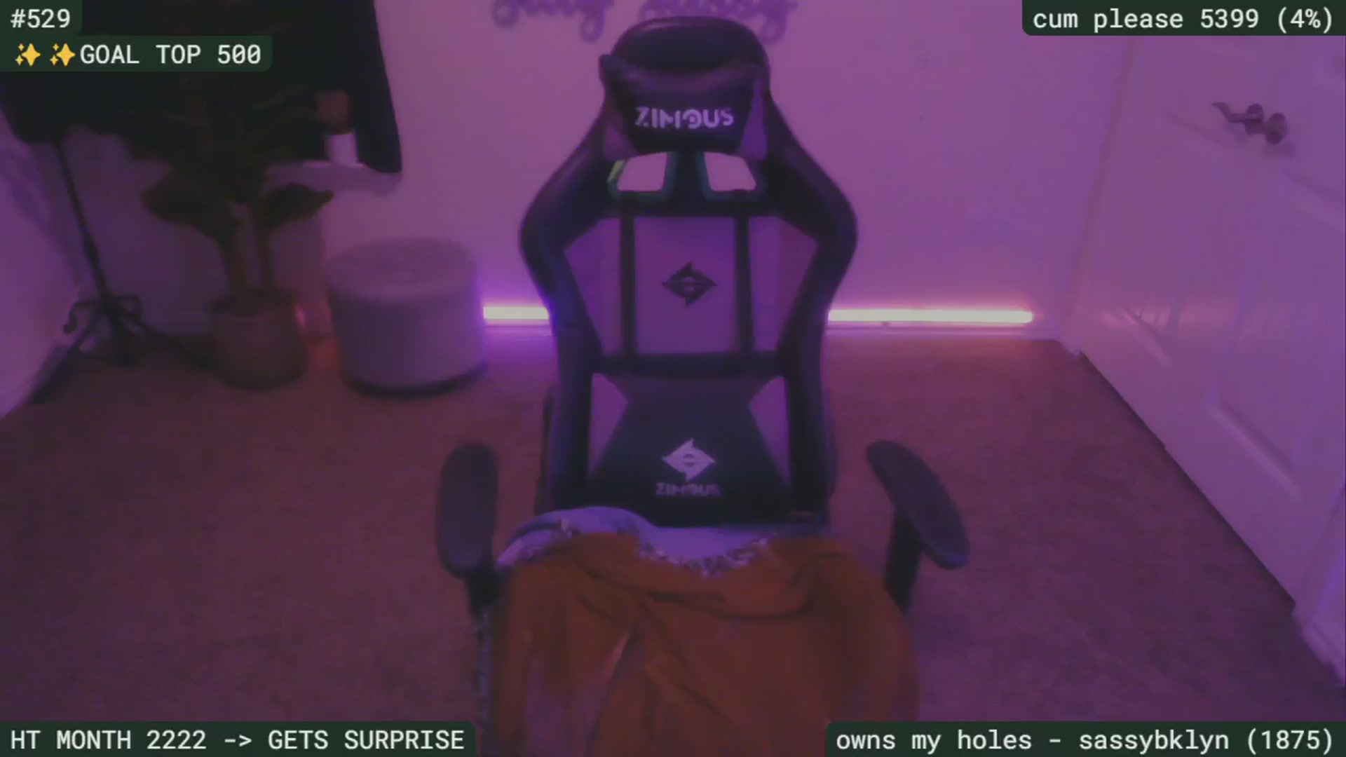 Gallery image thumbnail from SassySarah94's myfreecams stream on, 09/23/2024, 04:08 image 13 of 20