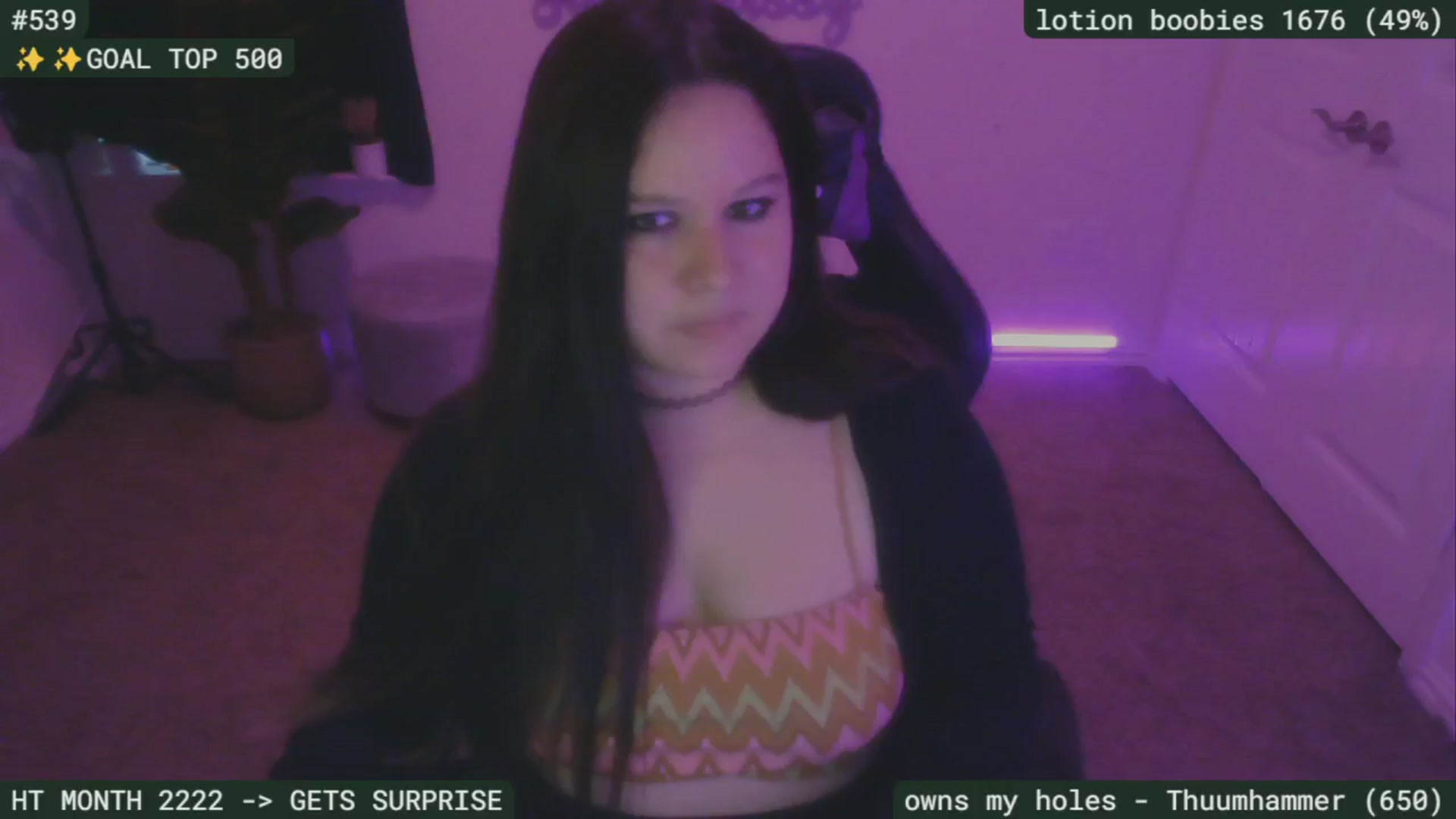 Gallery image thumbnail from SassySarah94's myfreecams stream on, 09/23/2024, 22:23 image 18 of 20
