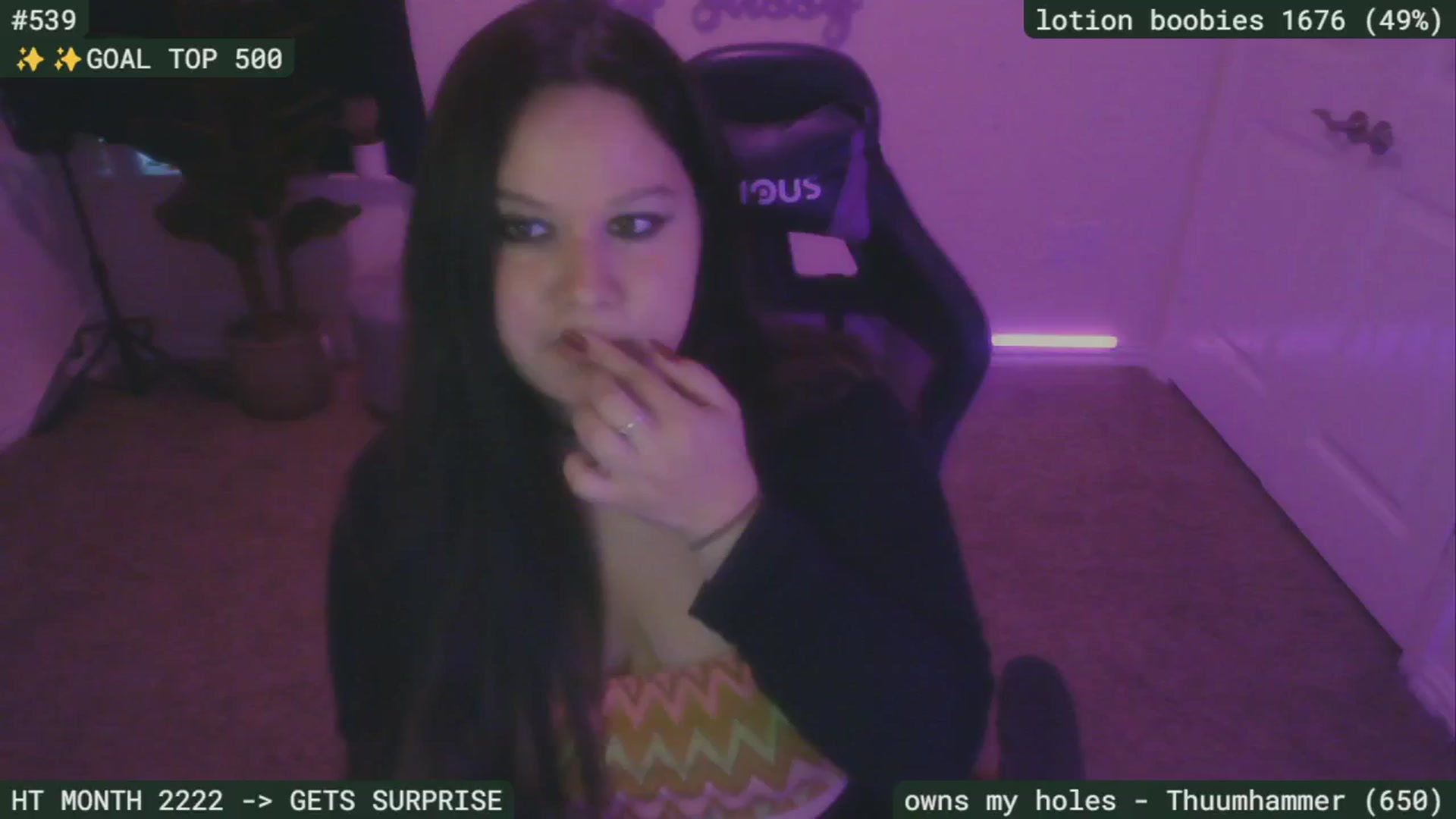 Gallery image thumbnail from SassySarah94's myfreecams stream on, 09/23/2024, 22:23 image 19 of 20