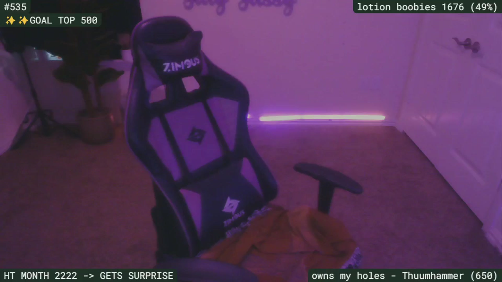Gallery image thumbnail from SassySarah94's myfreecams stream on, 09/23/2024, 23:28 image 1 of 20