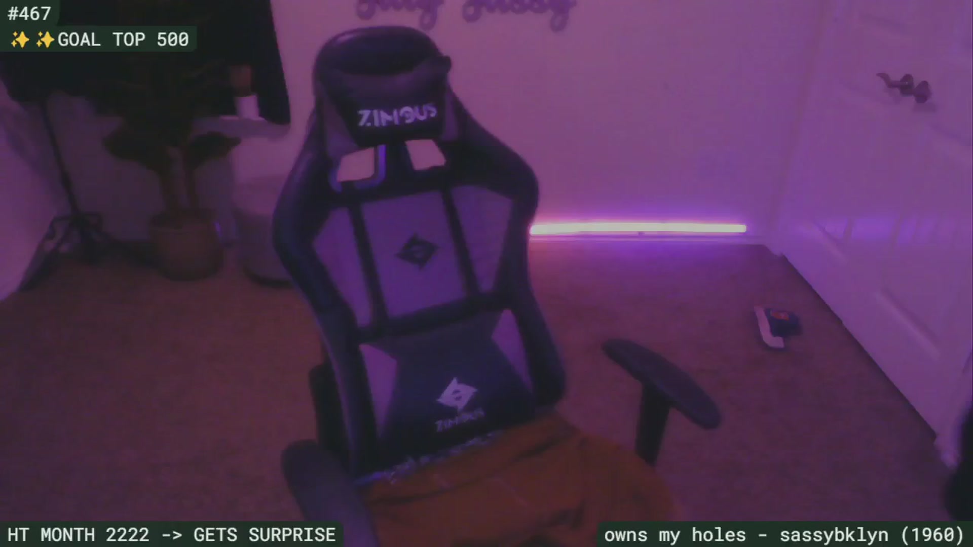 Gallery image thumbnail from SassySarah94's myfreecams stream on, 09/24/2024, 01:07 image 19 of 20