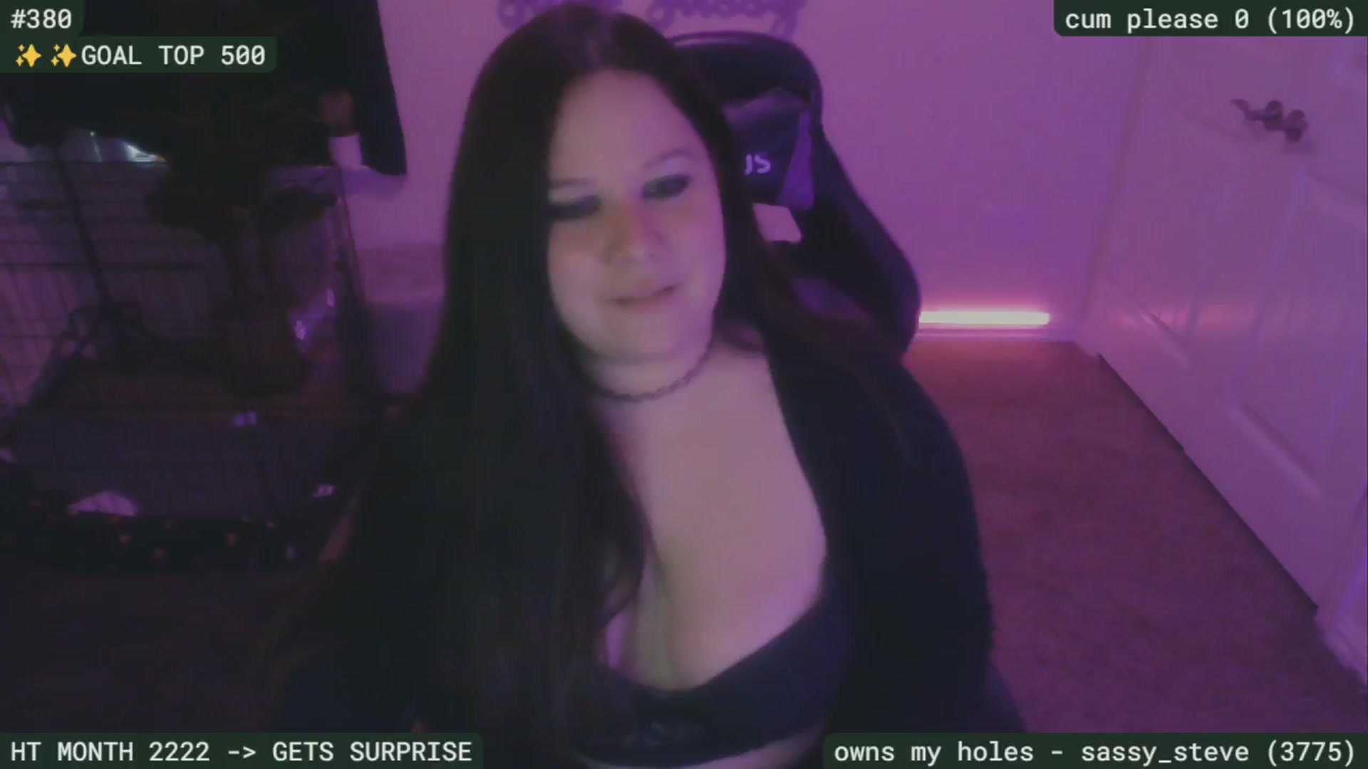 Gallery image thumbnail from SassySarah94's myfreecams stream on, 09/25/2024, 21:19 image 17 of 20