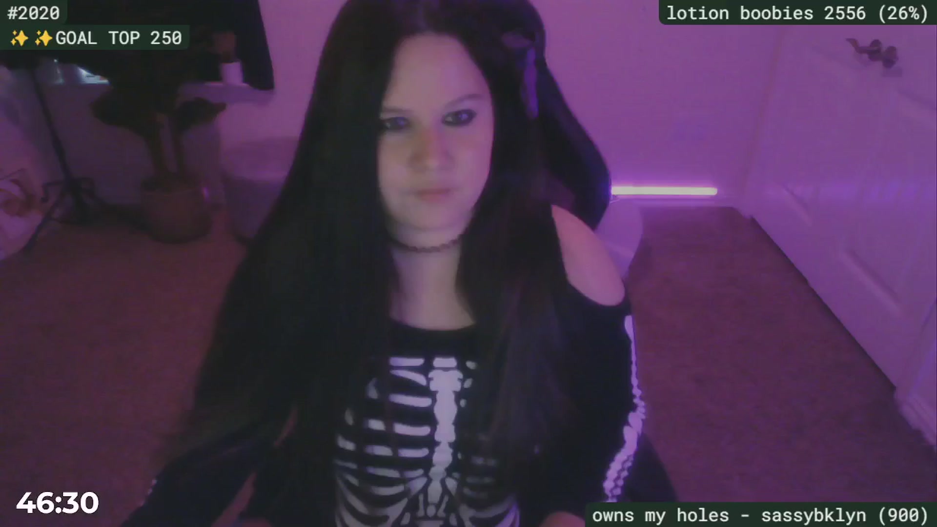 Gallery image thumbnail from SassySarah94's myfreecams stream on, 10/02/2024, 20:10 image 6 of 20