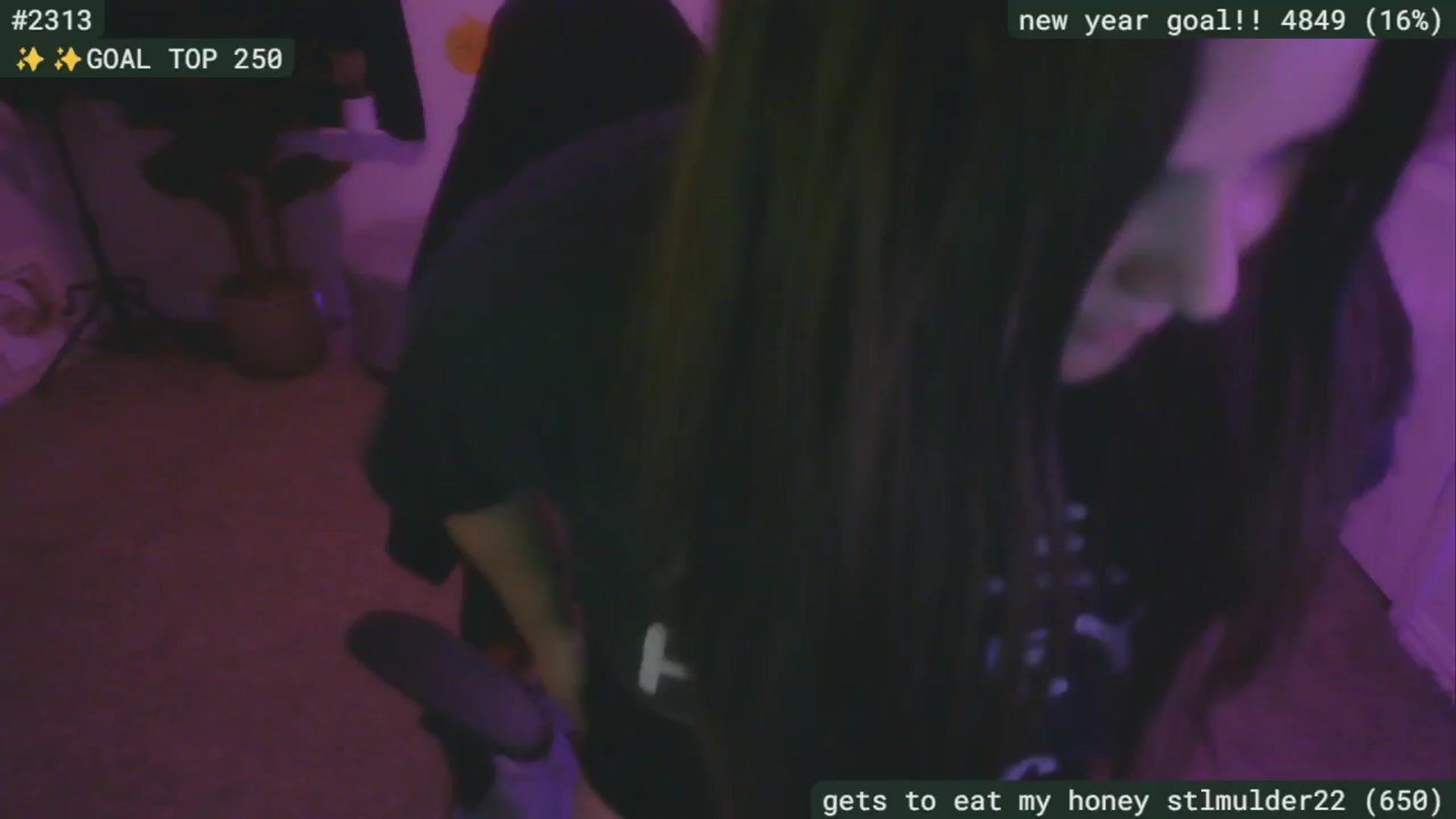 Gallery image thumbnail from SassySarah94's myfreecams stream on, 10/04/2024, 03:10 image 20 of 20