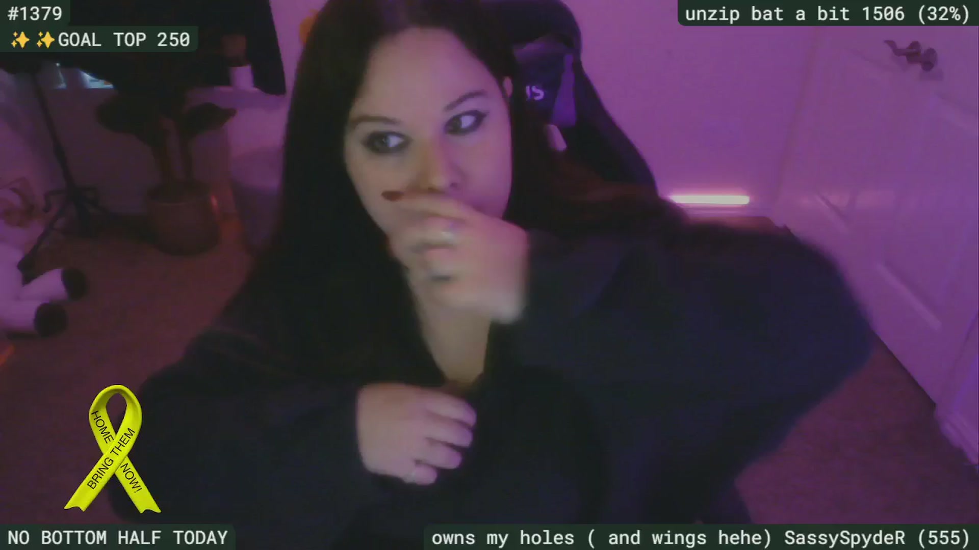 Gallery image thumbnail from SassySarah94's myfreecams stream on, 10/07/2024, 22:09 image 1 of 20