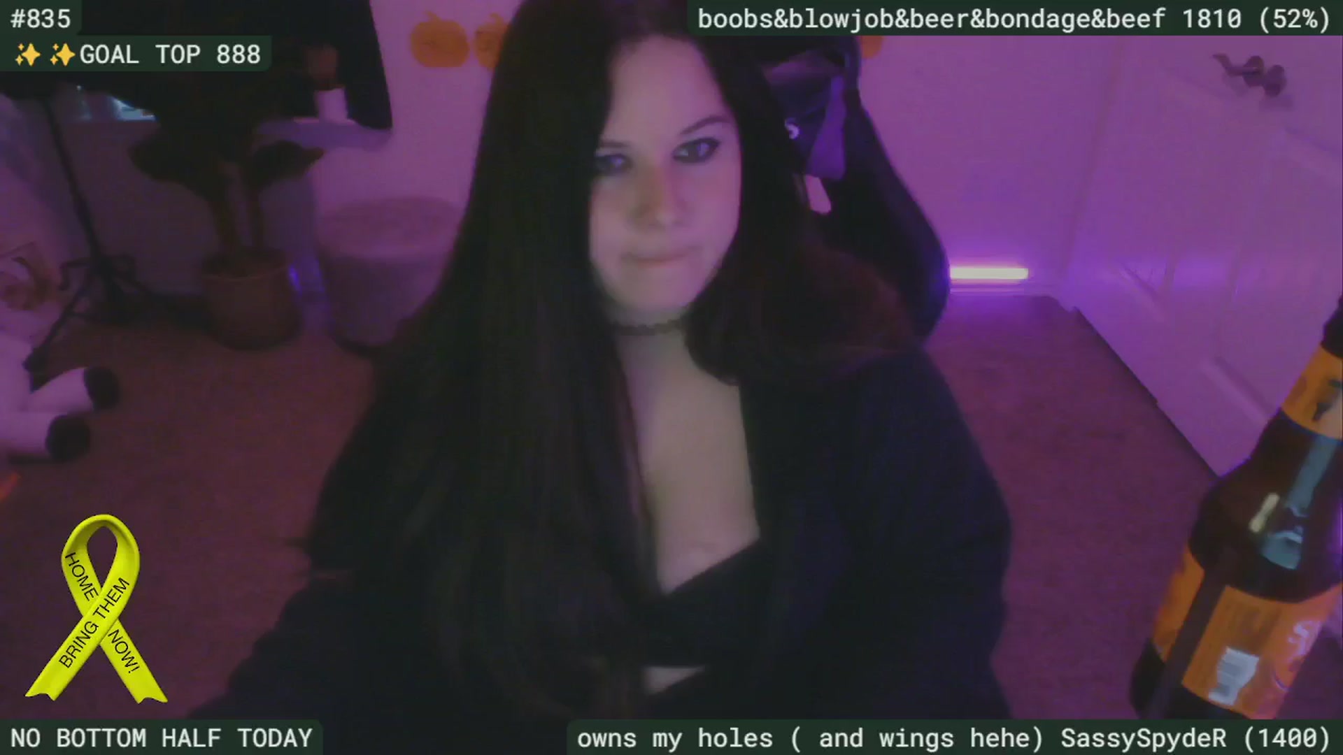 Gallery image thumbnail from SassySarah94's myfreecams stream on, 10/07/2024, 22:09 image 19 of 20
