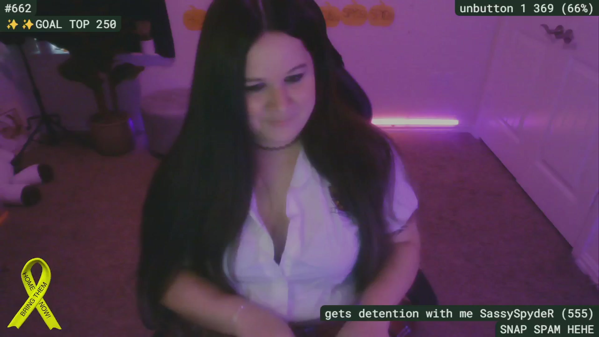 Gallery image thumbnail from SassySarah94's myfreecams stream on, 10/09/2024, 21:19 image 16 of 20