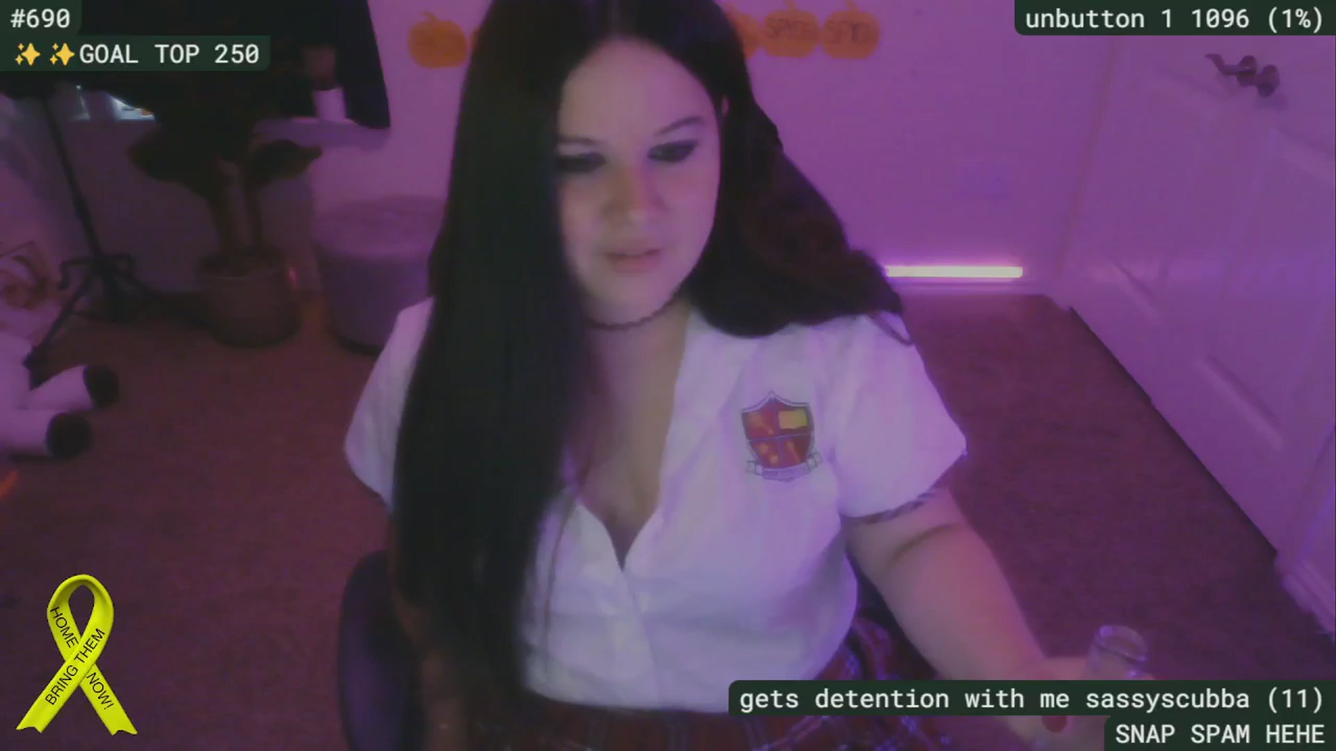 Gallery image thumbnail from SassySarah94's myfreecams stream on, 10/09/2024, 21:19 image 2 of 20