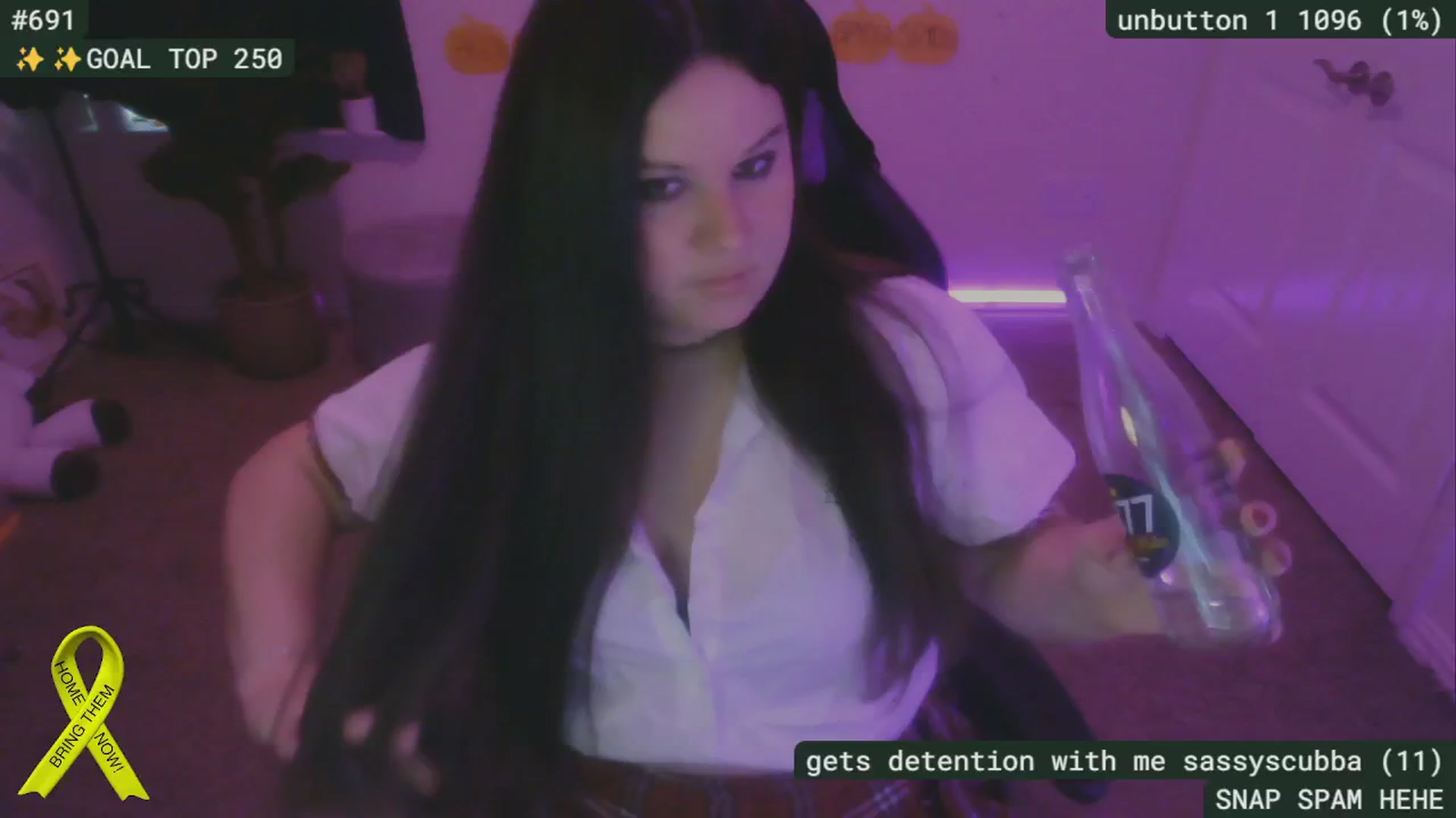 Gallery image thumbnail from SassySarah94's myfreecams stream on, 10/09/2024, 21:19 image 4 of 20