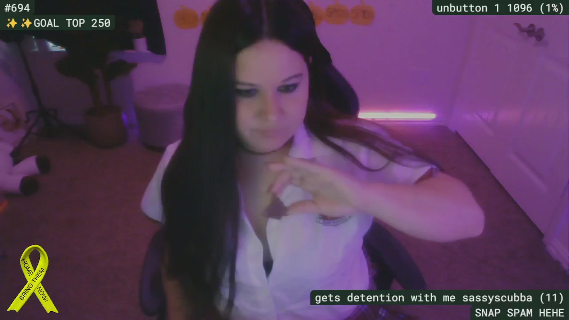 Gallery image thumbnail from SassySarah94's myfreecams stream on, 10/09/2024, 21:19 image 10 of 20