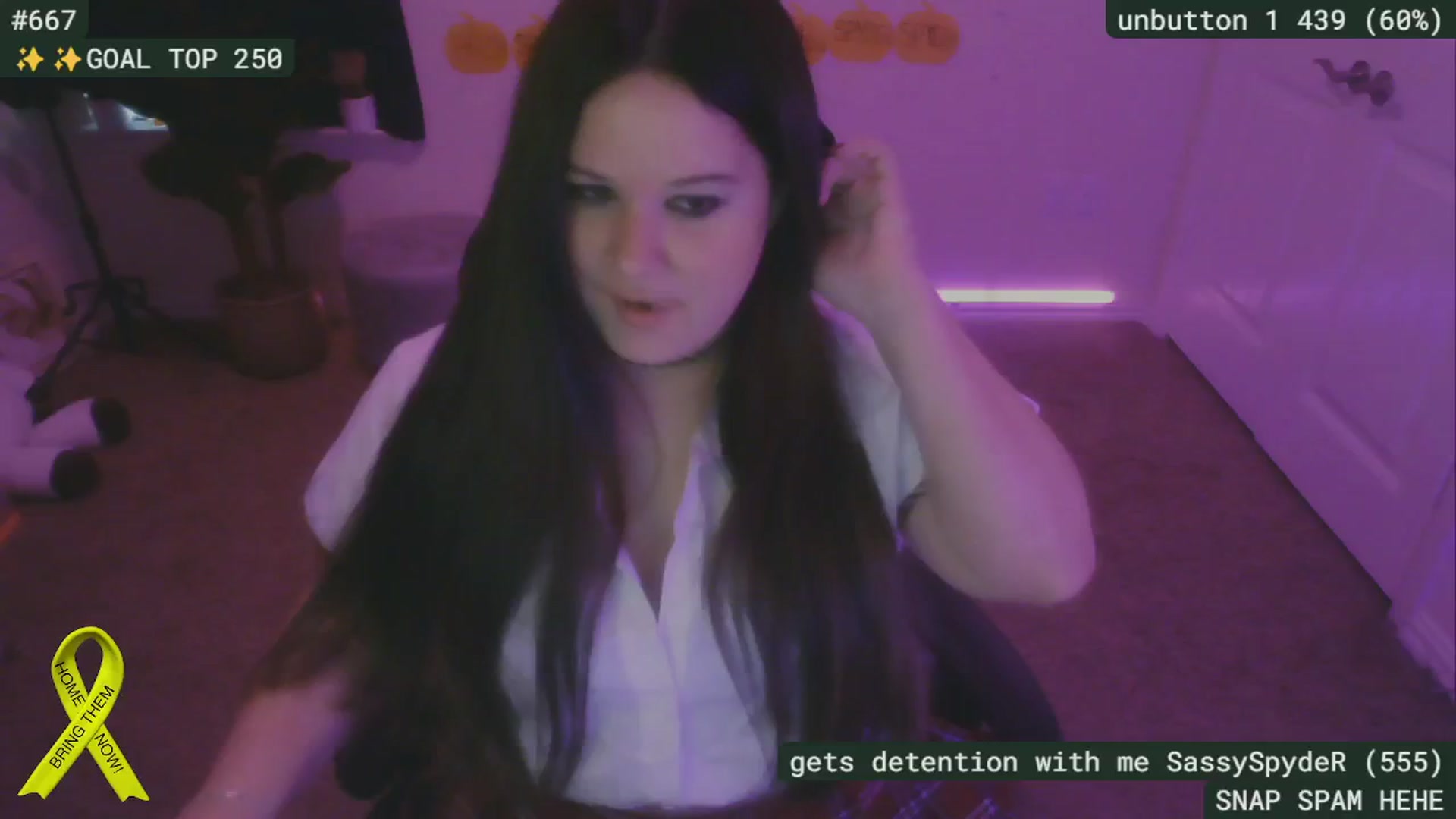 Gallery image thumbnail from SassySarah94's myfreecams stream on, 10/09/2024, 21:19 image 15 of 20