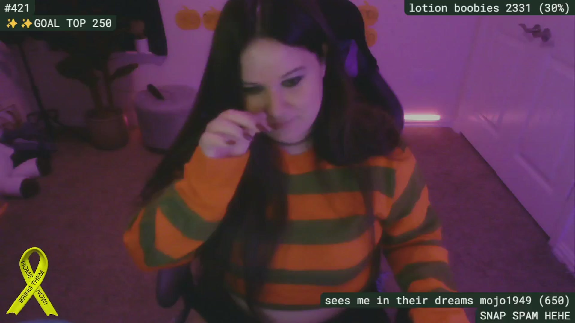Gallery image thumbnail from SassySarah94's myfreecams stream on, 10/10/2024, 02:40 image 12 of 20